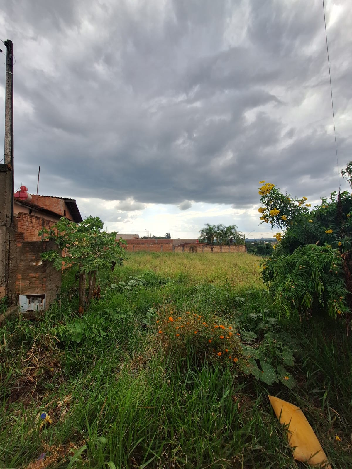 Terreno no bairro Parque das Esmeraldas à Venda