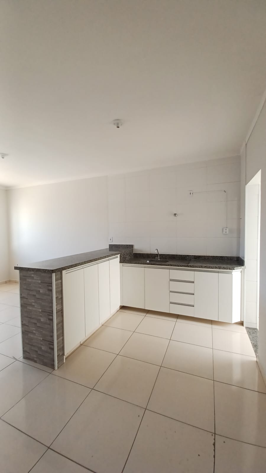 Apartamento no bairro Residencial Meireles à Venda