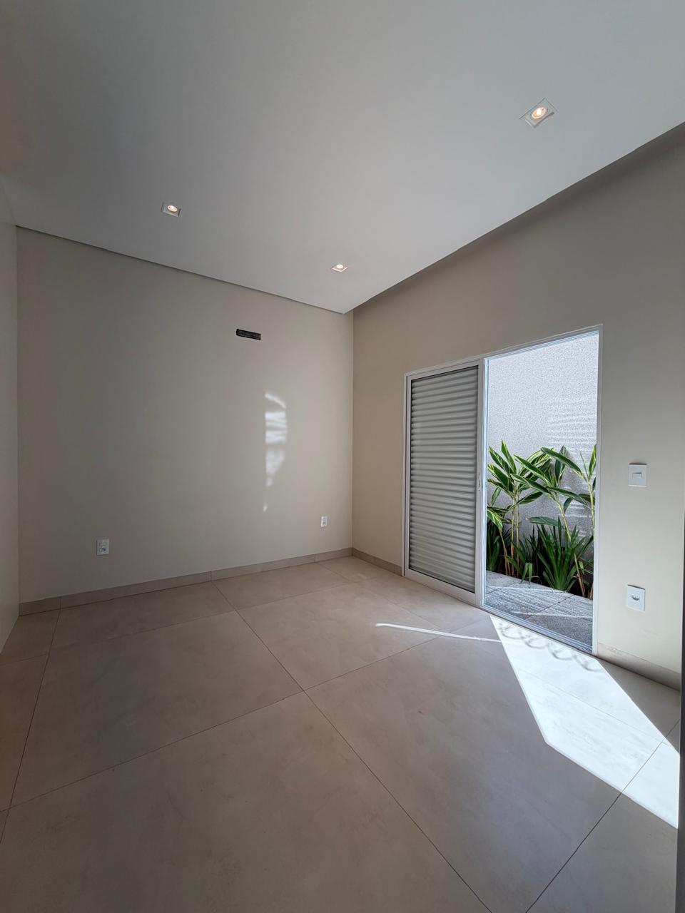 Casa no bairro Prolongamento Jardim Doutor Antônio Petráglia à Venda