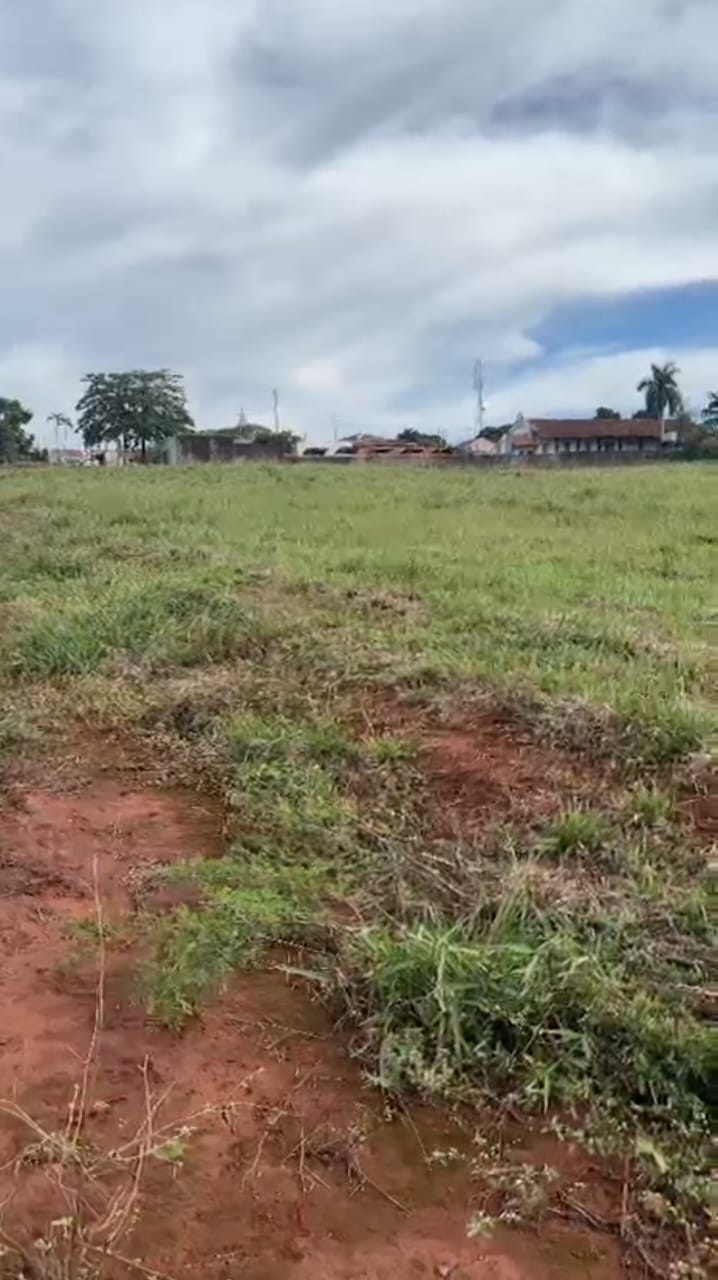 Terreno no Centro à Venda