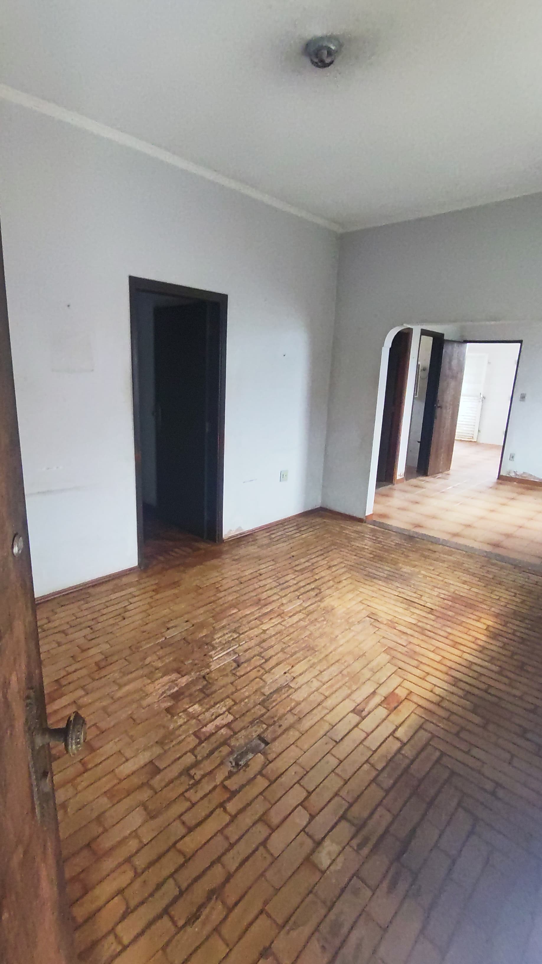 Casa no Centro à Venda