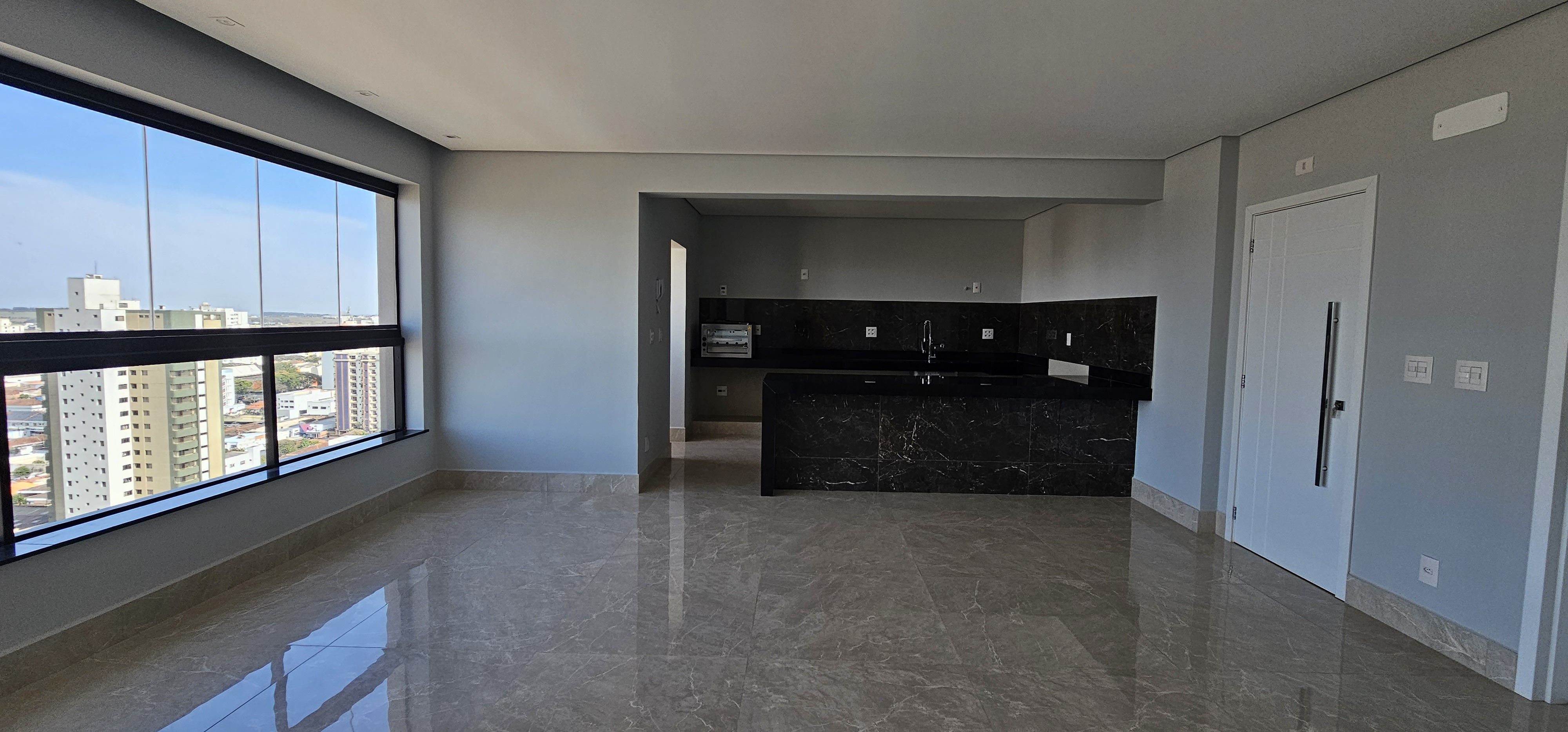 Apartamento no Centro à Venda