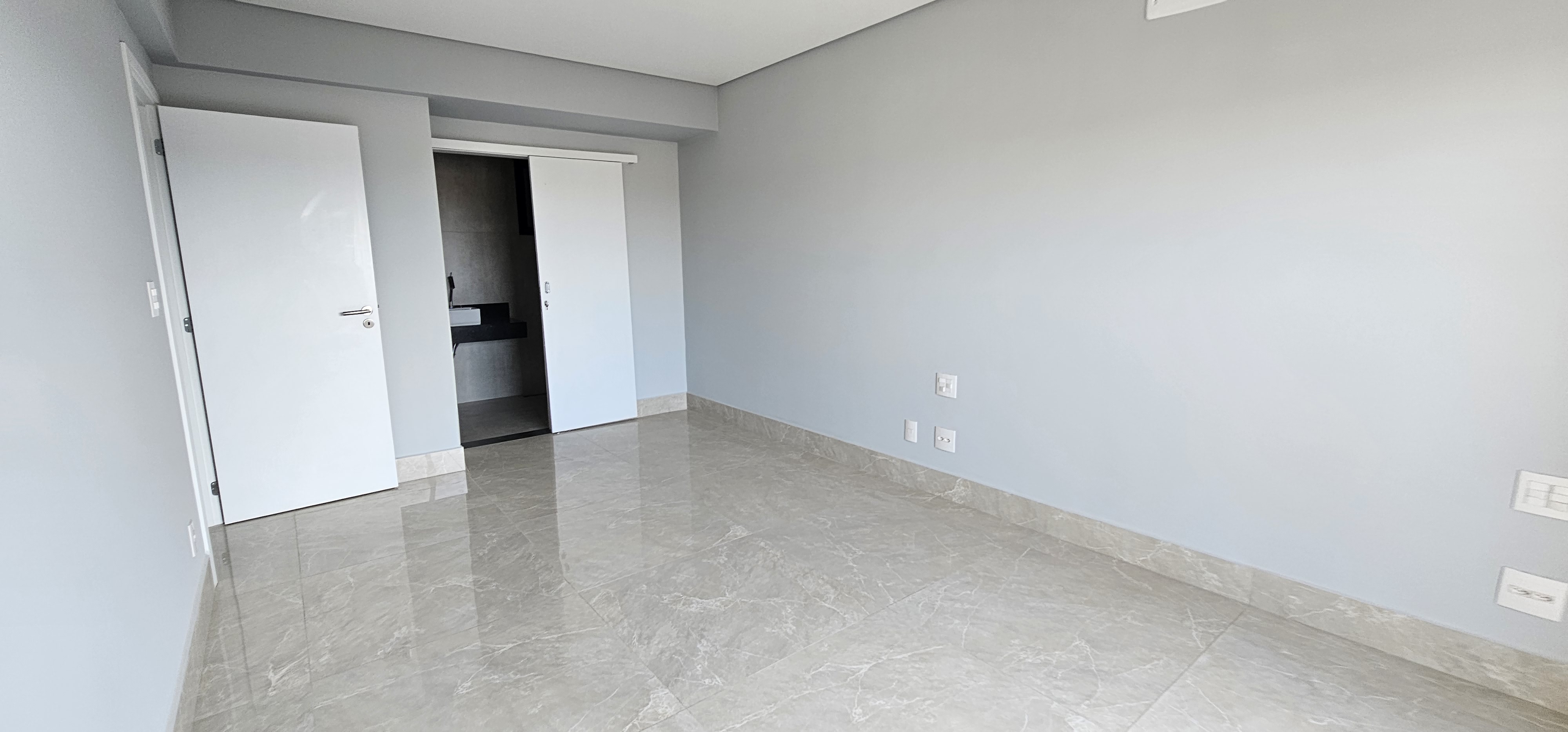 Apartamento no Centro à Venda