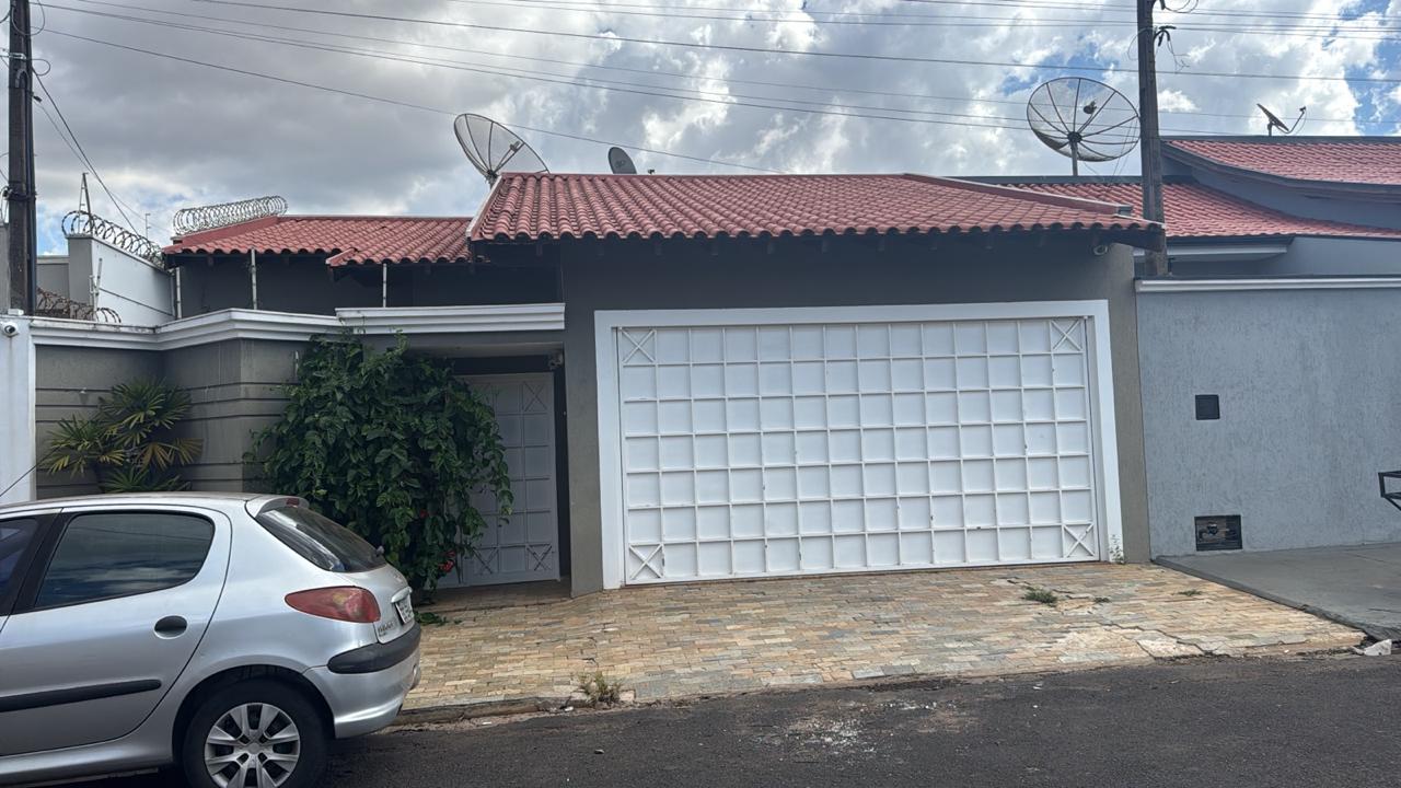 Casa no bairro Jardim do Éden à Venda