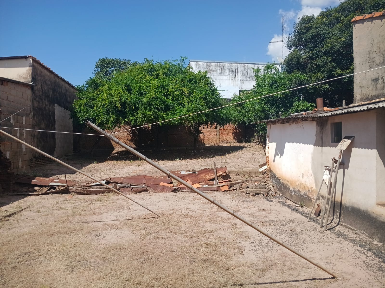 Casa no Centro à Venda