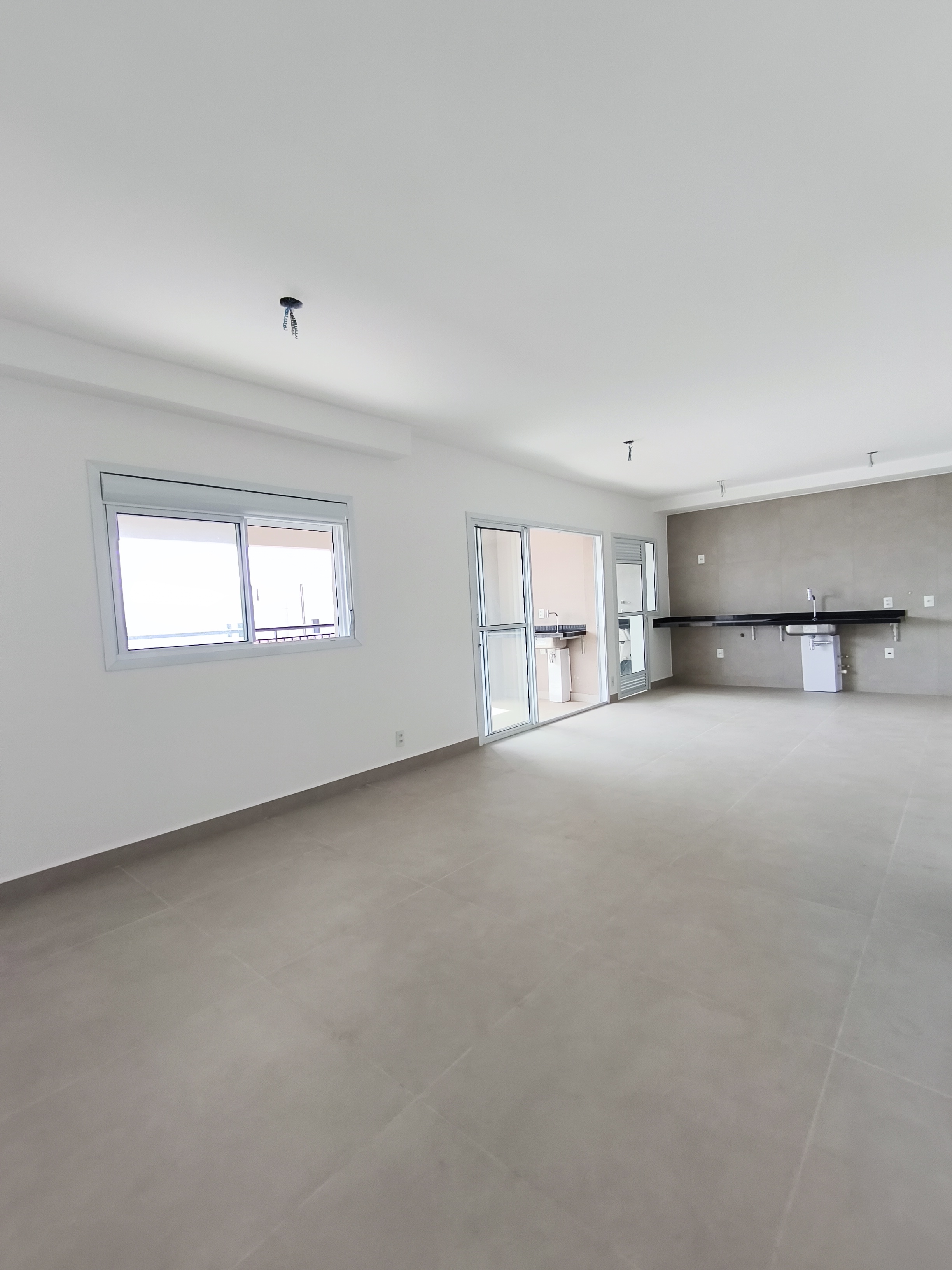 Apartamento em Floriano Residence à Venda
