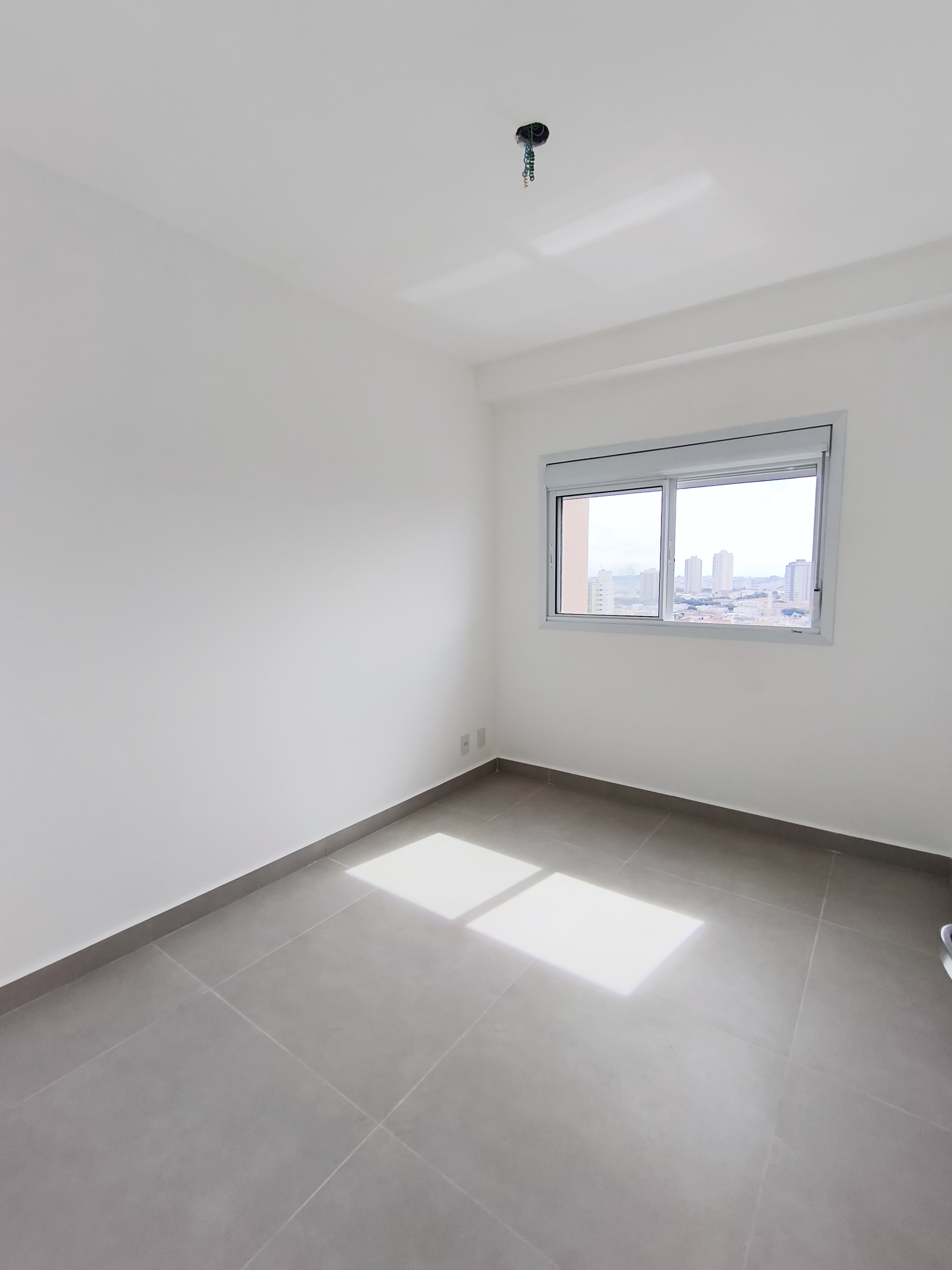 Apartamento em Floriano Residence à Venda
