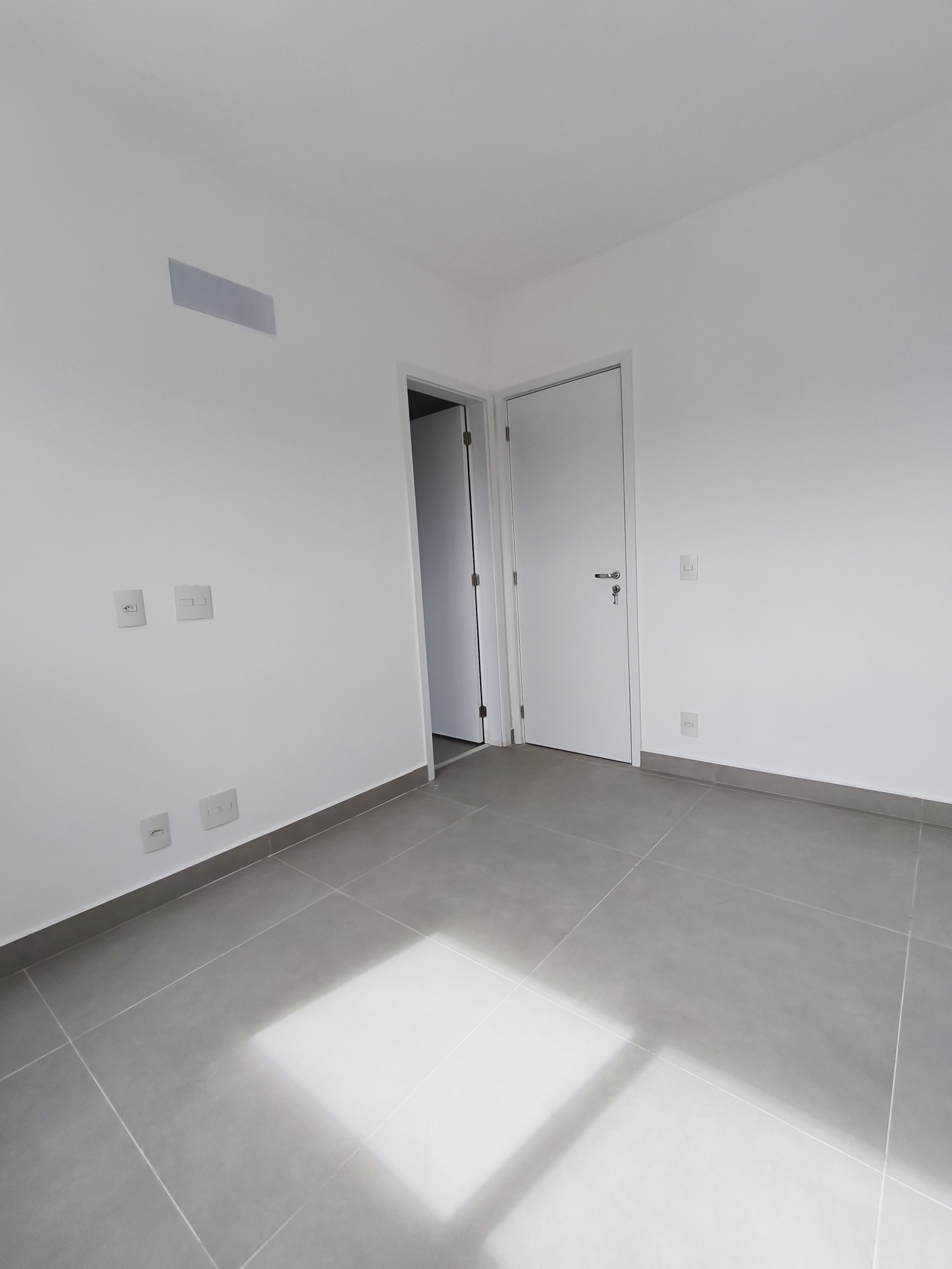 Apartamento em Floriano Residence à Venda
