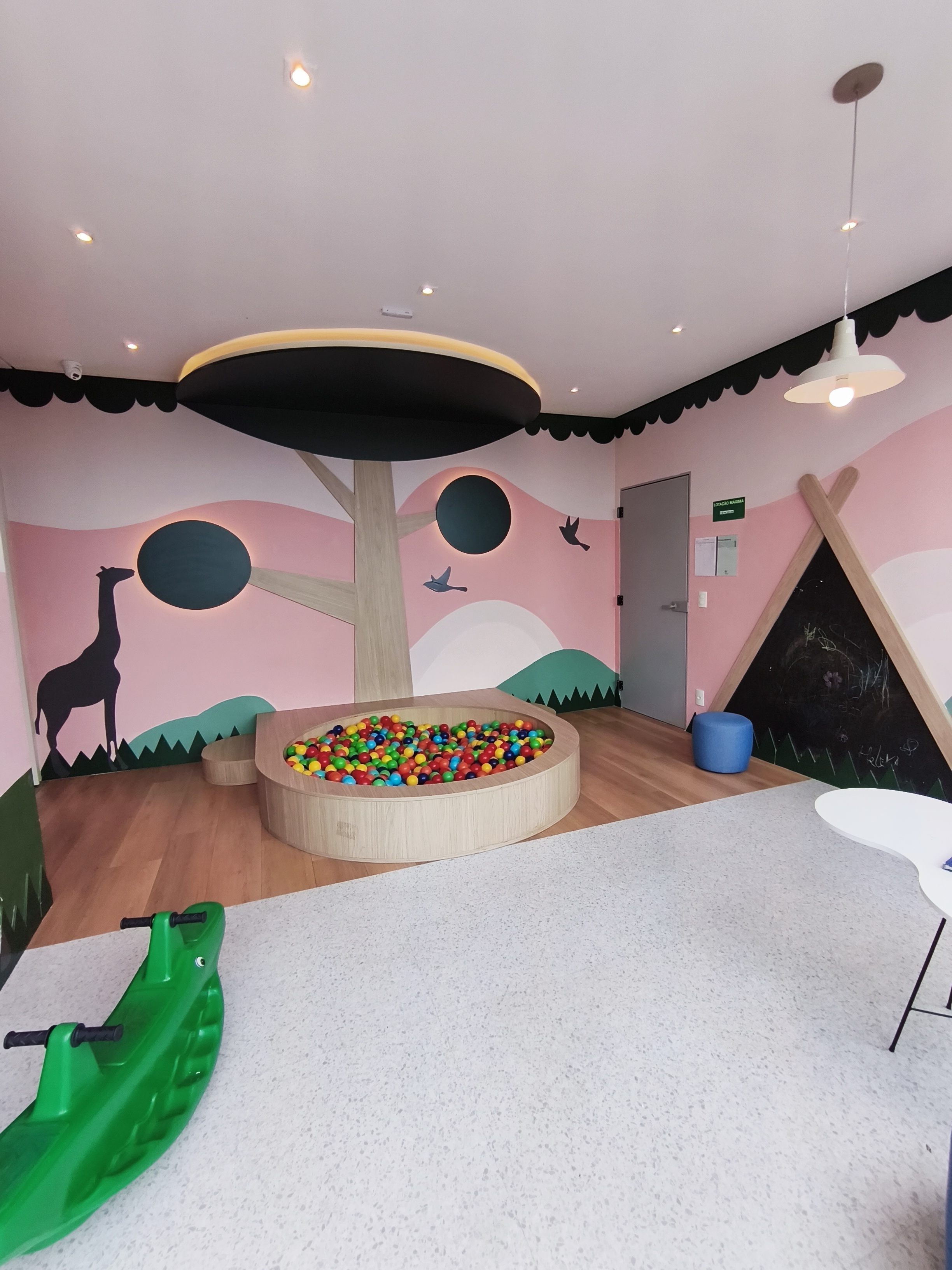 Apartamento em Floriano Residence à Venda