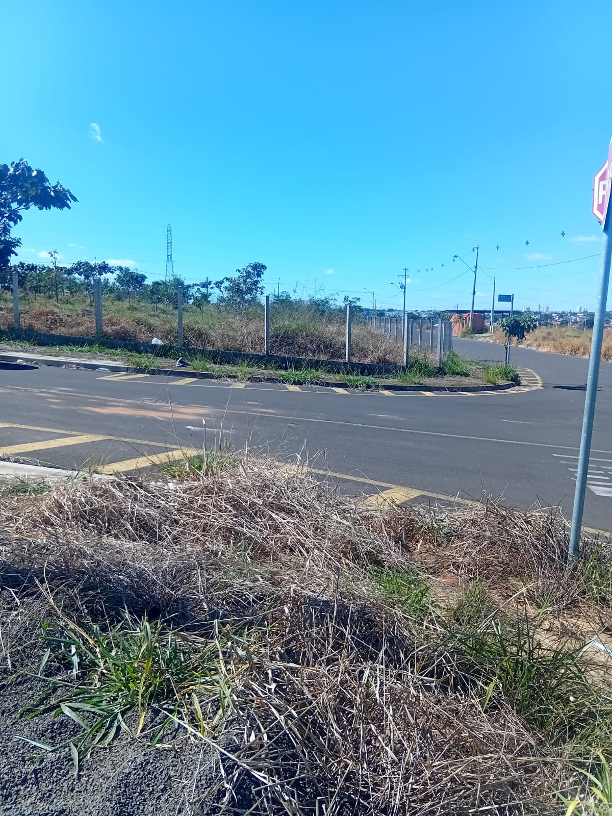 Terreno no bairro Residencial Quinta da Aurora à Venda
