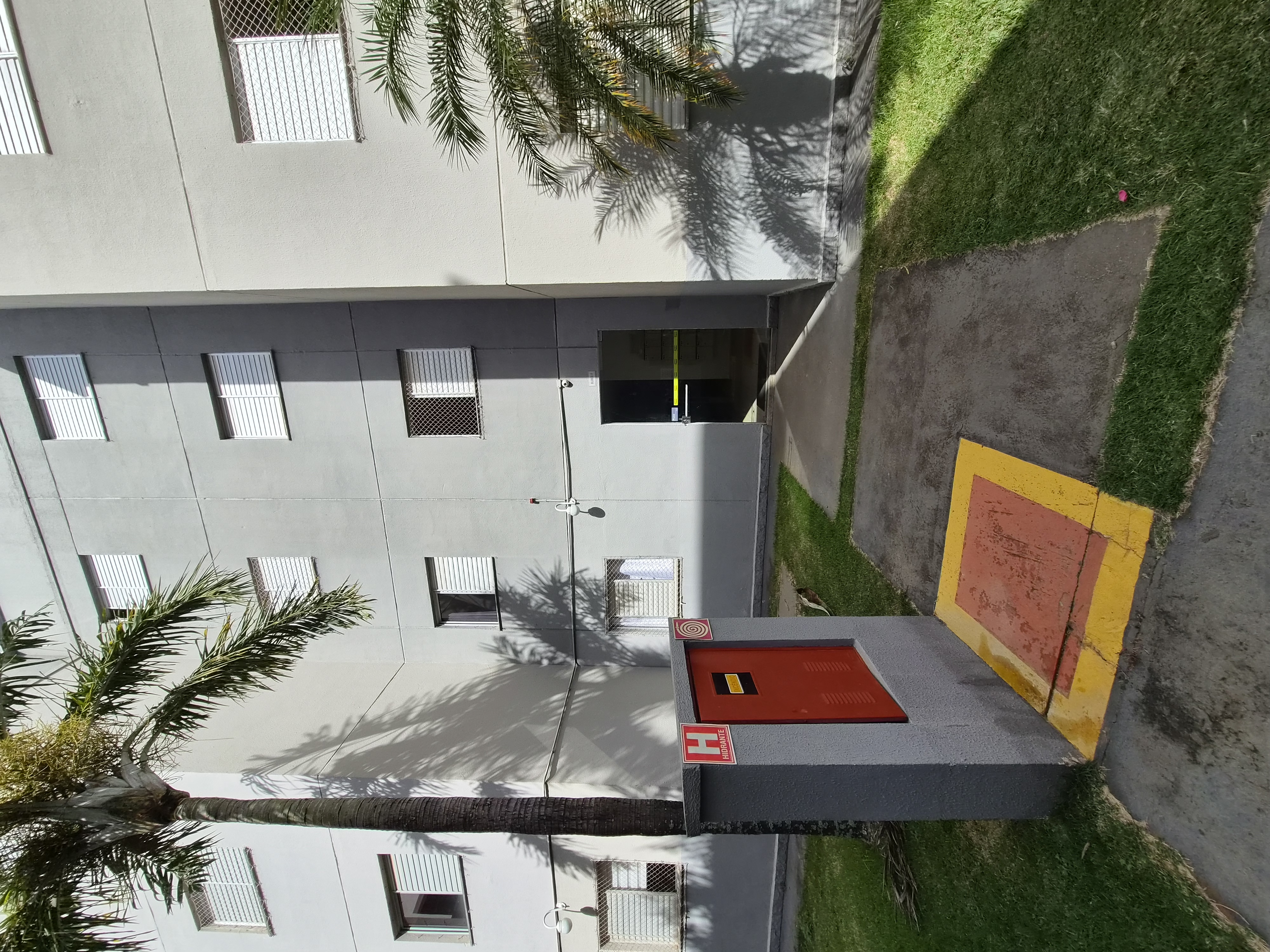 Apartamento no bairro Residencial Ana Dorothéa à Venda