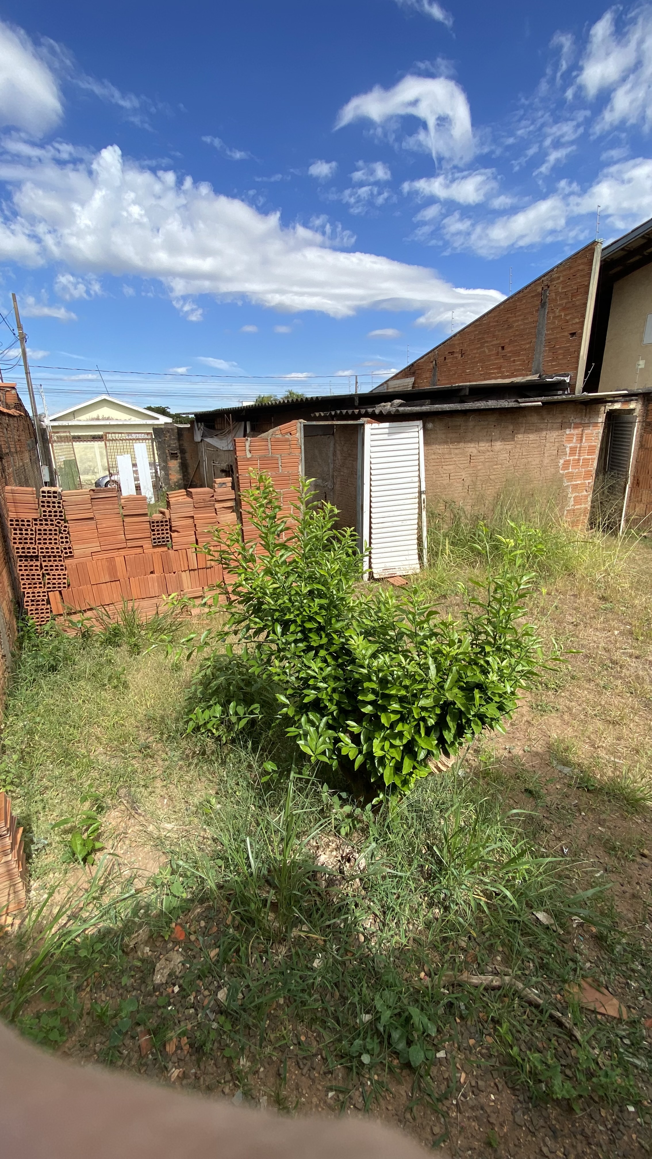 Terreno no bairro Jardim Dermínio à Venda