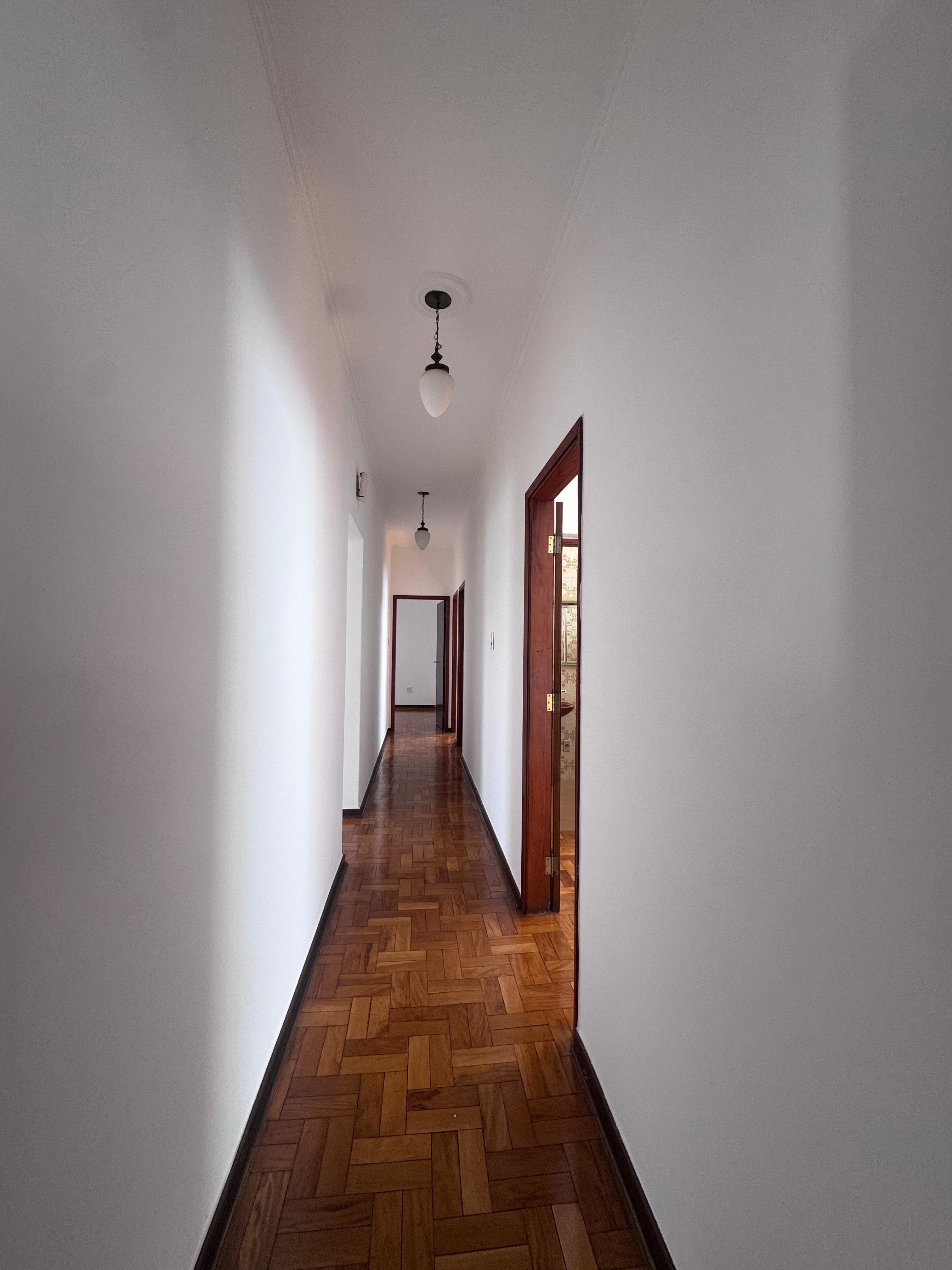 Casa no bairro Jardim Califórnia à Venda
