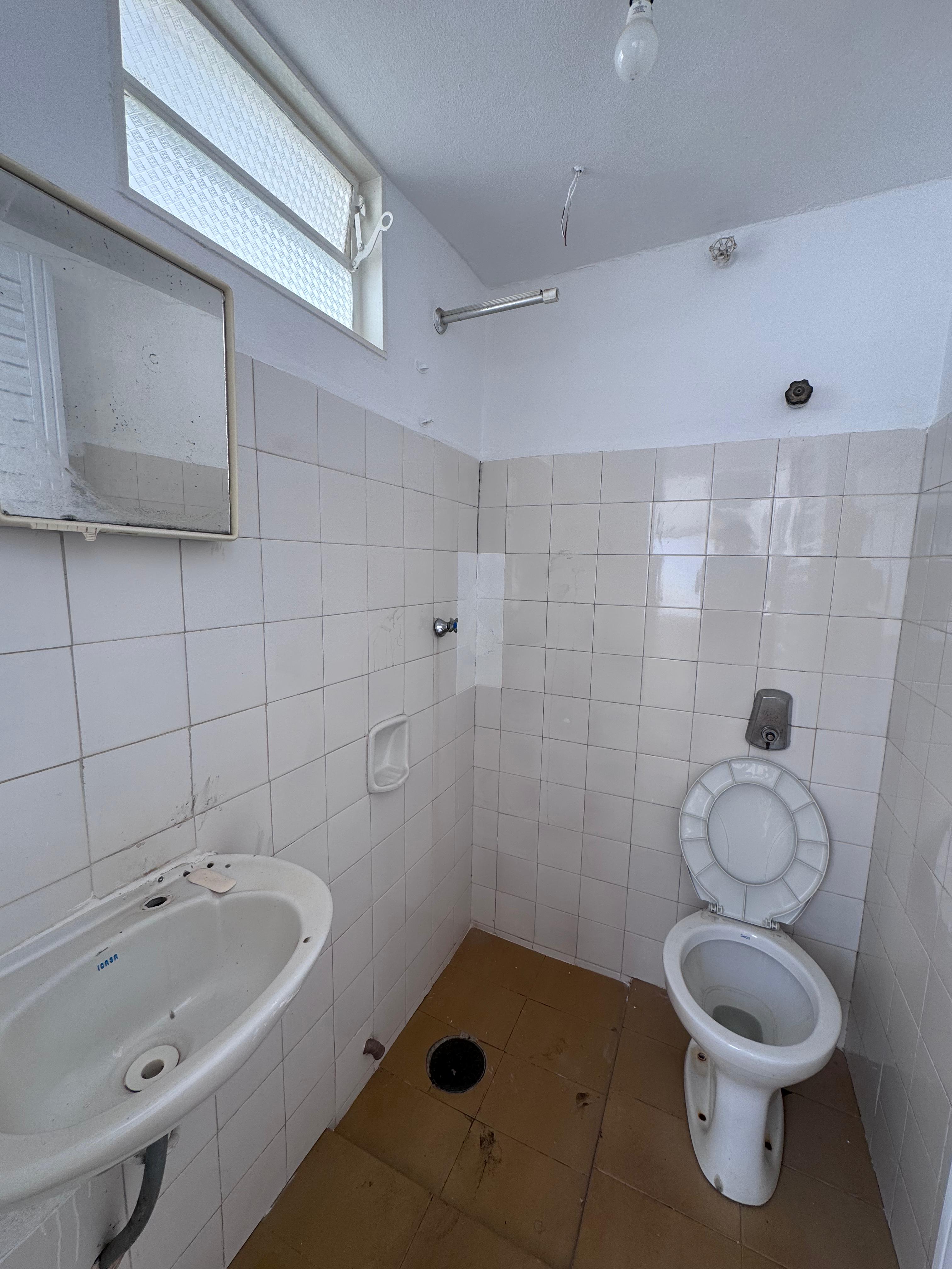 Casa no bairro Jardim Califórnia à Venda