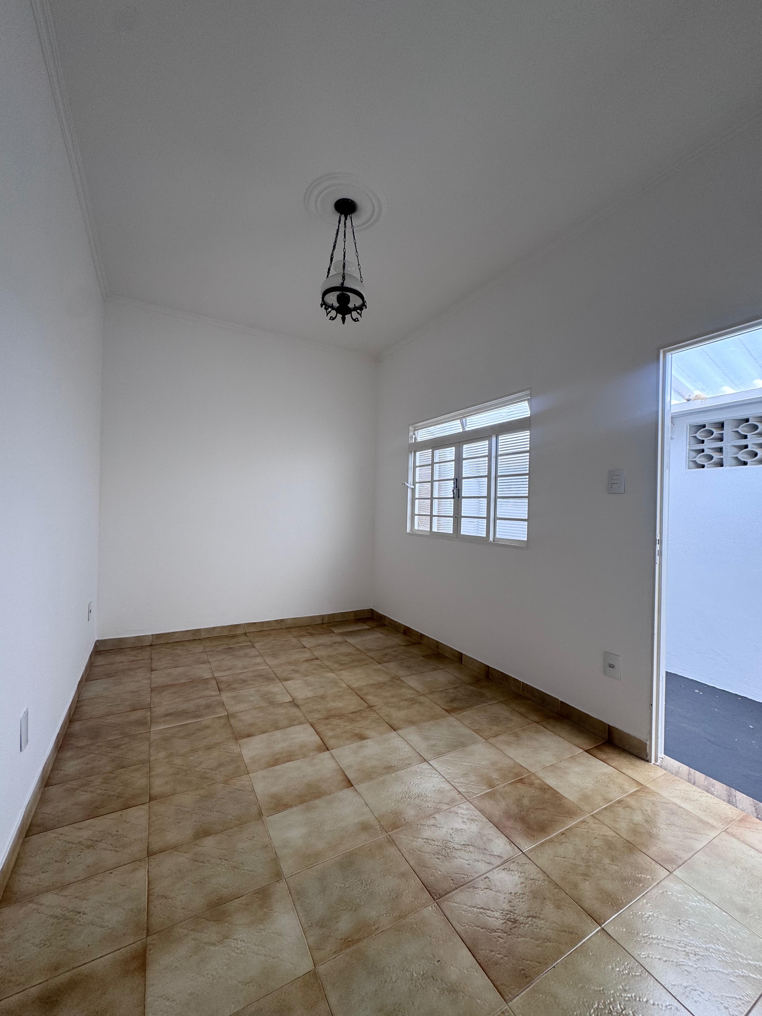 Casa no bairro Jardim Califórnia à Venda