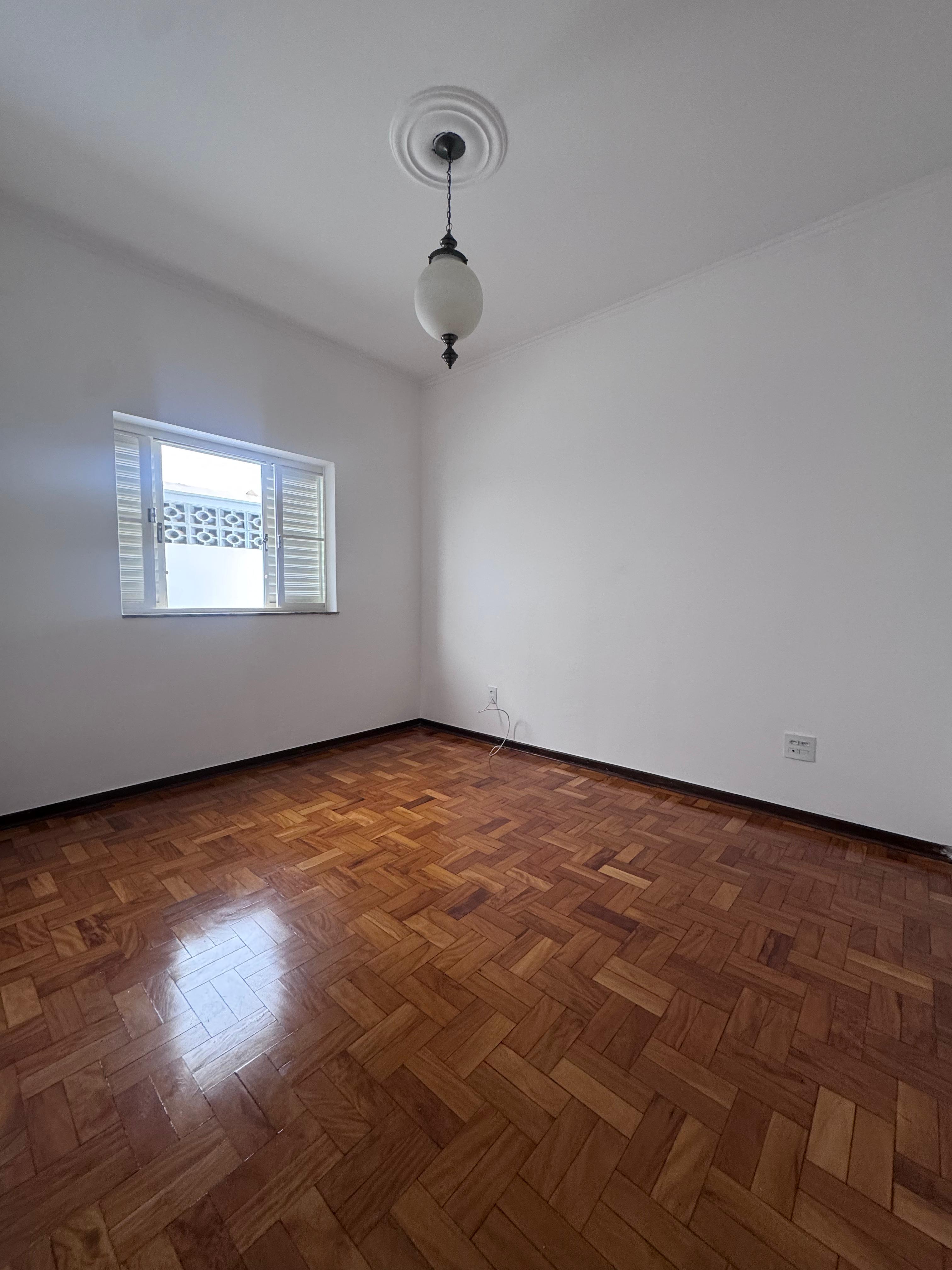 Casa no bairro Jardim Califórnia à Venda