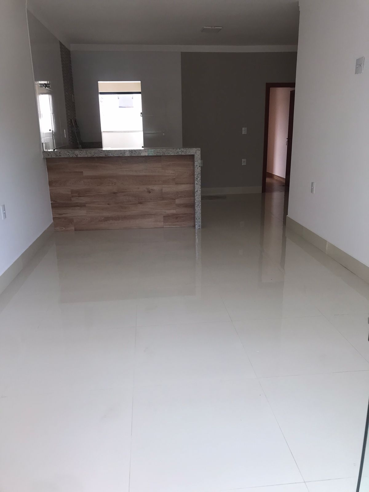 Apartamento no bairro Jardim Tropical à Venda