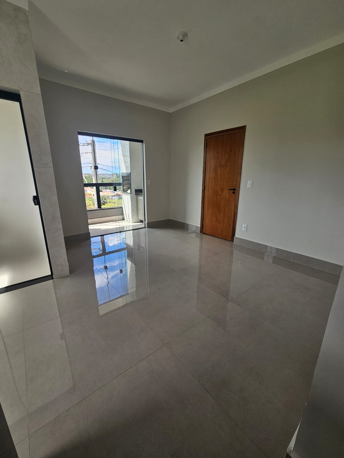 Apartamento no bairro Esplanada Primo Meneghetti à Venda