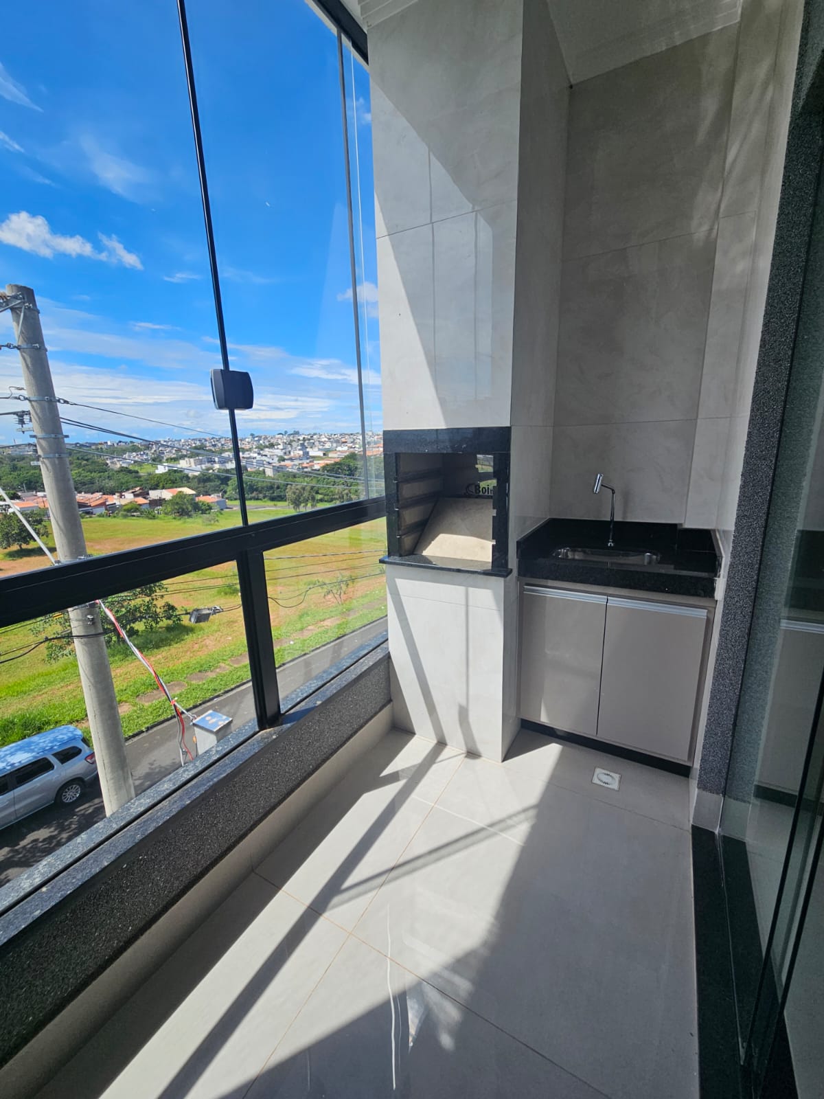 Apartamento no bairro Esplanada Primo Meneghetti à Venda