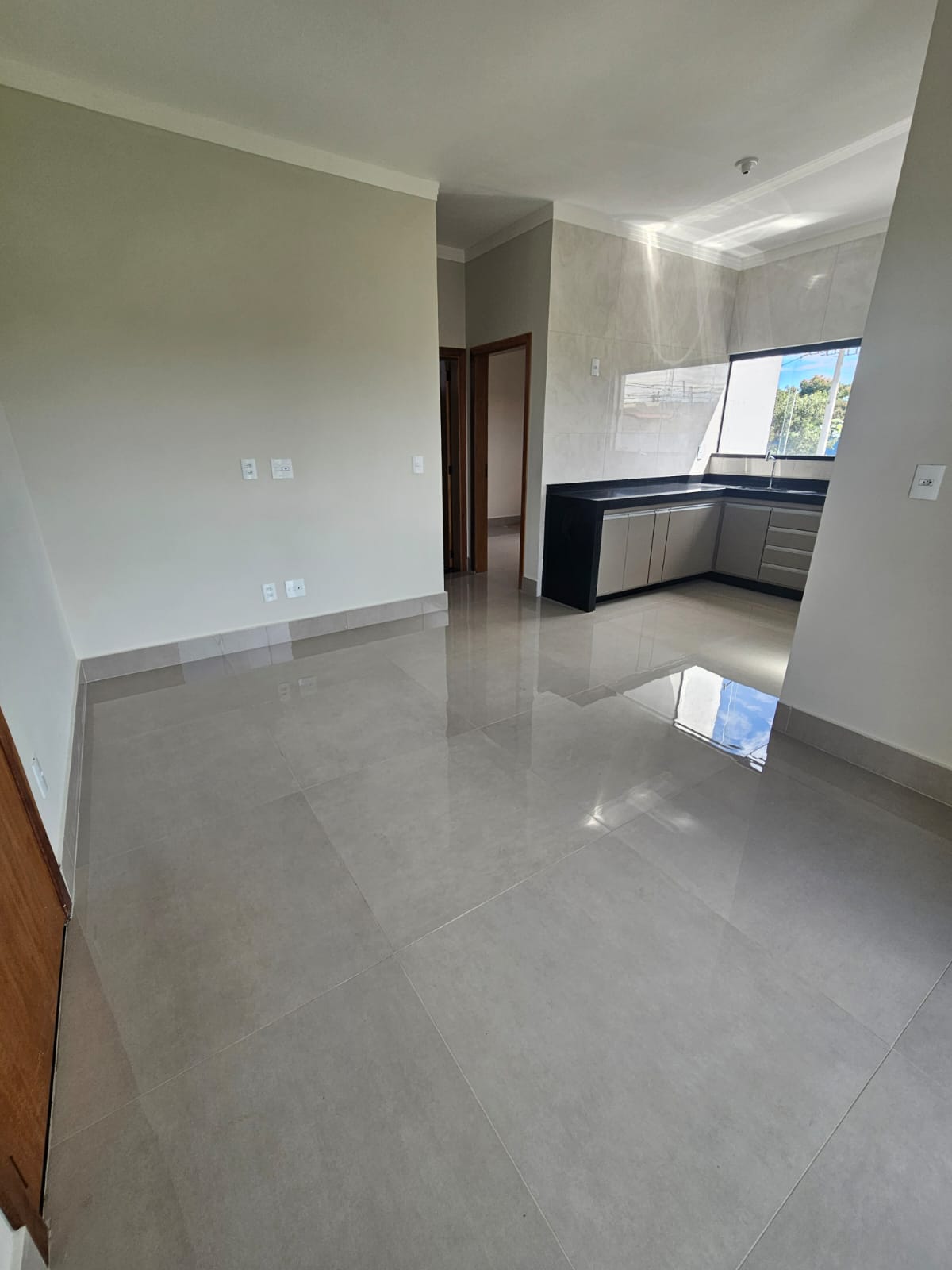 Apartamento no bairro Esplanada Primo Meneghetti à Venda