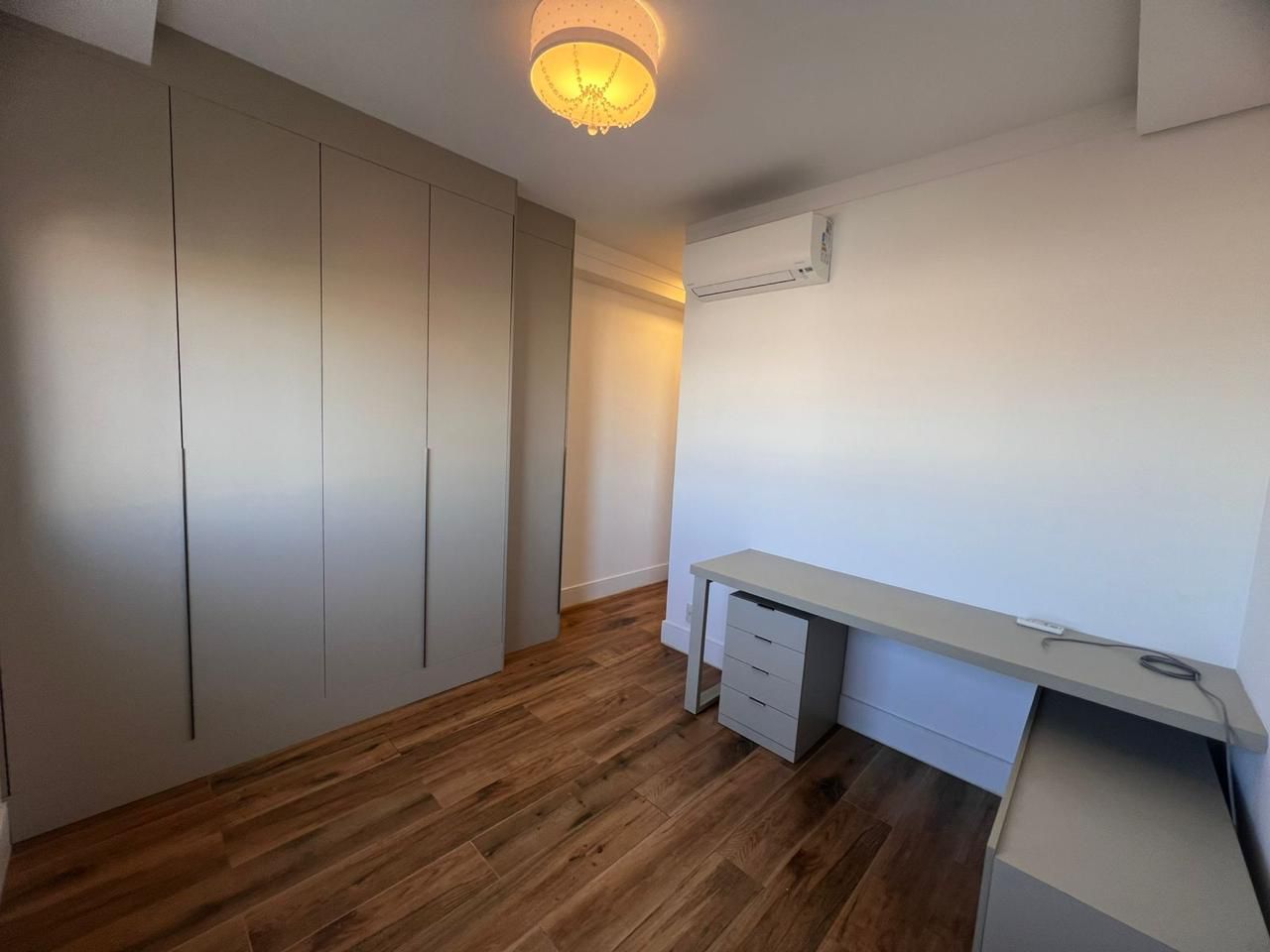 Apartamento em Condomínio Sirius à Venda