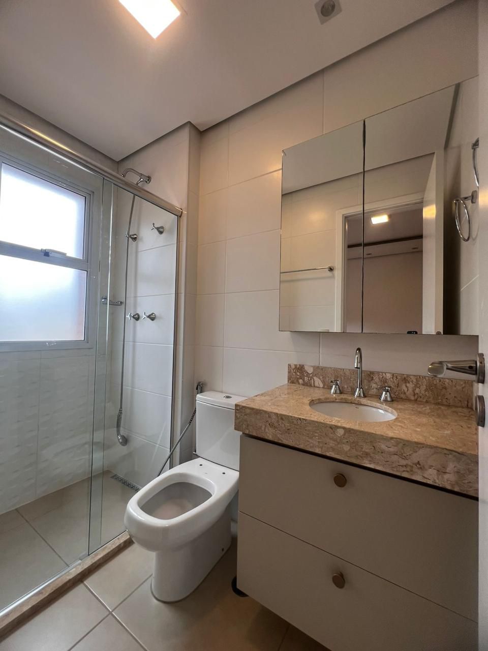 Apartamento em Condomínio Sirius à Venda