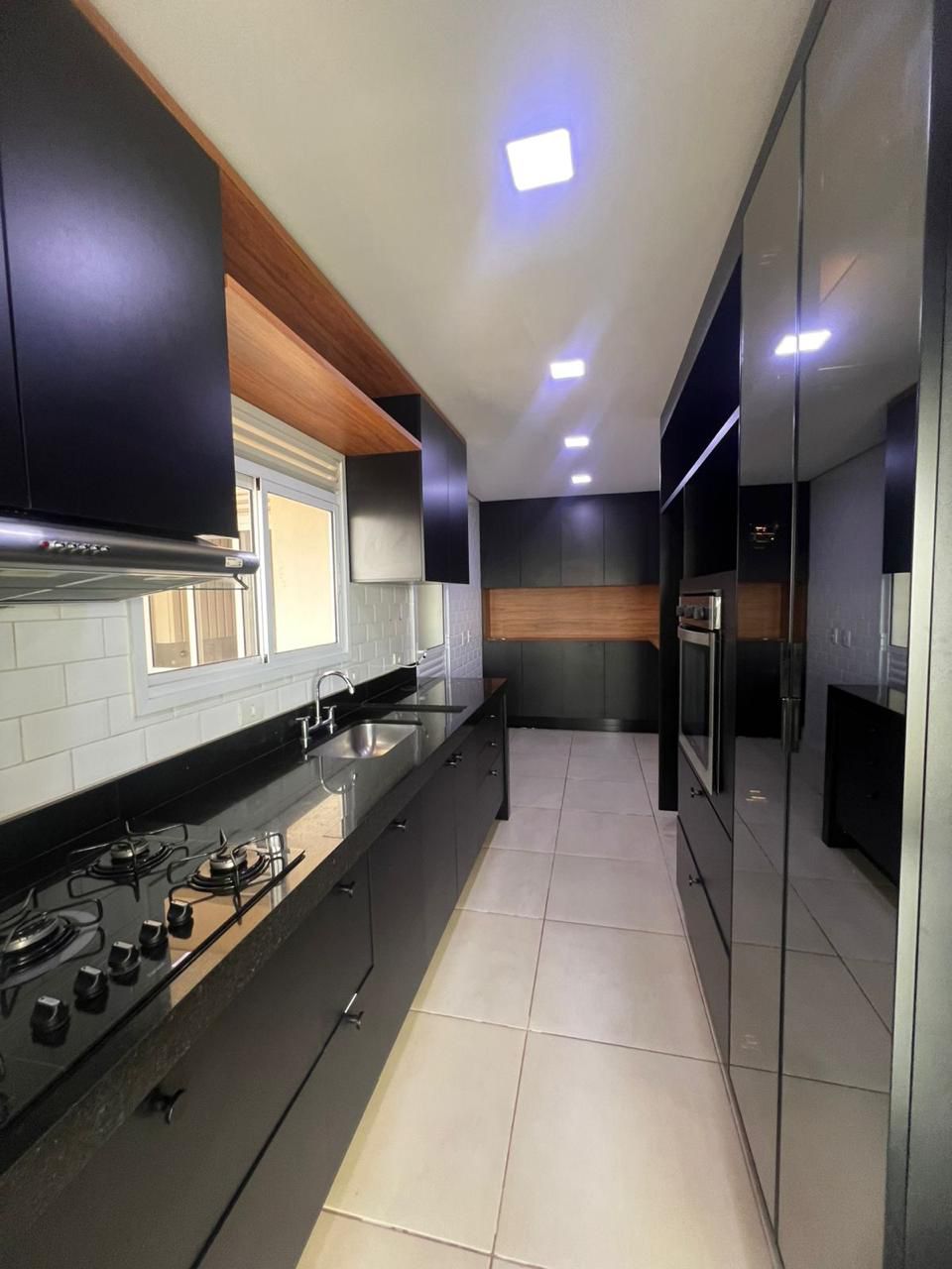 Apartamento em Condomínio Sirius à Venda