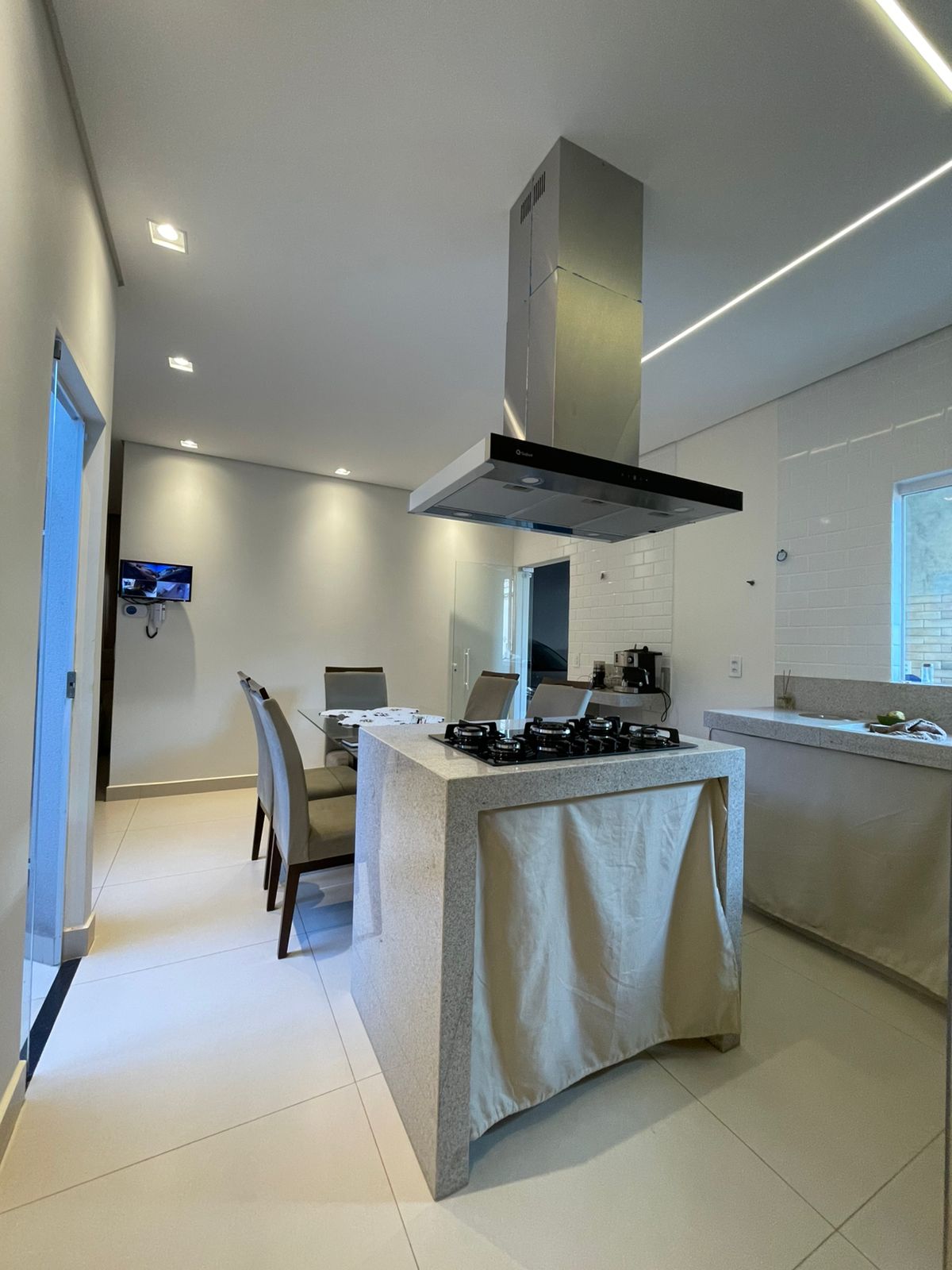 Casa no bairro Residencial Ana Dorothéa à Venda