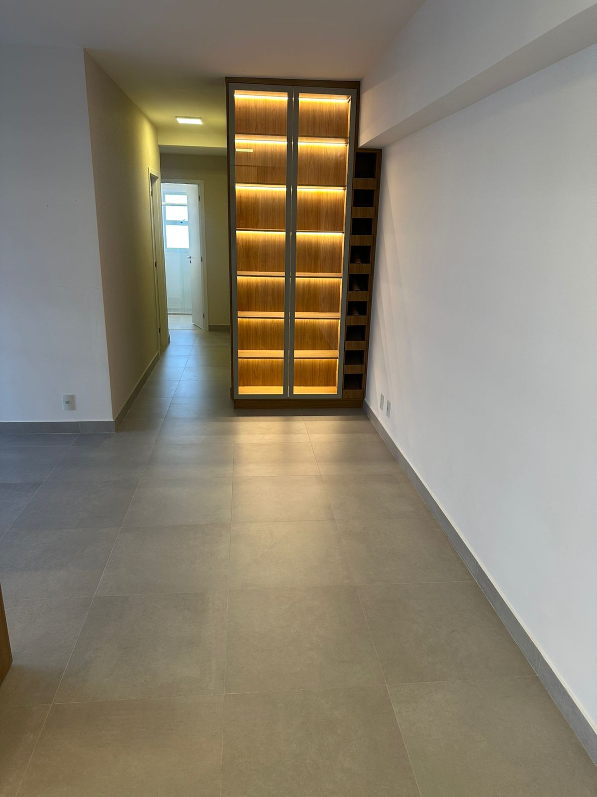Apartamento em Floriano Residence à Venda
