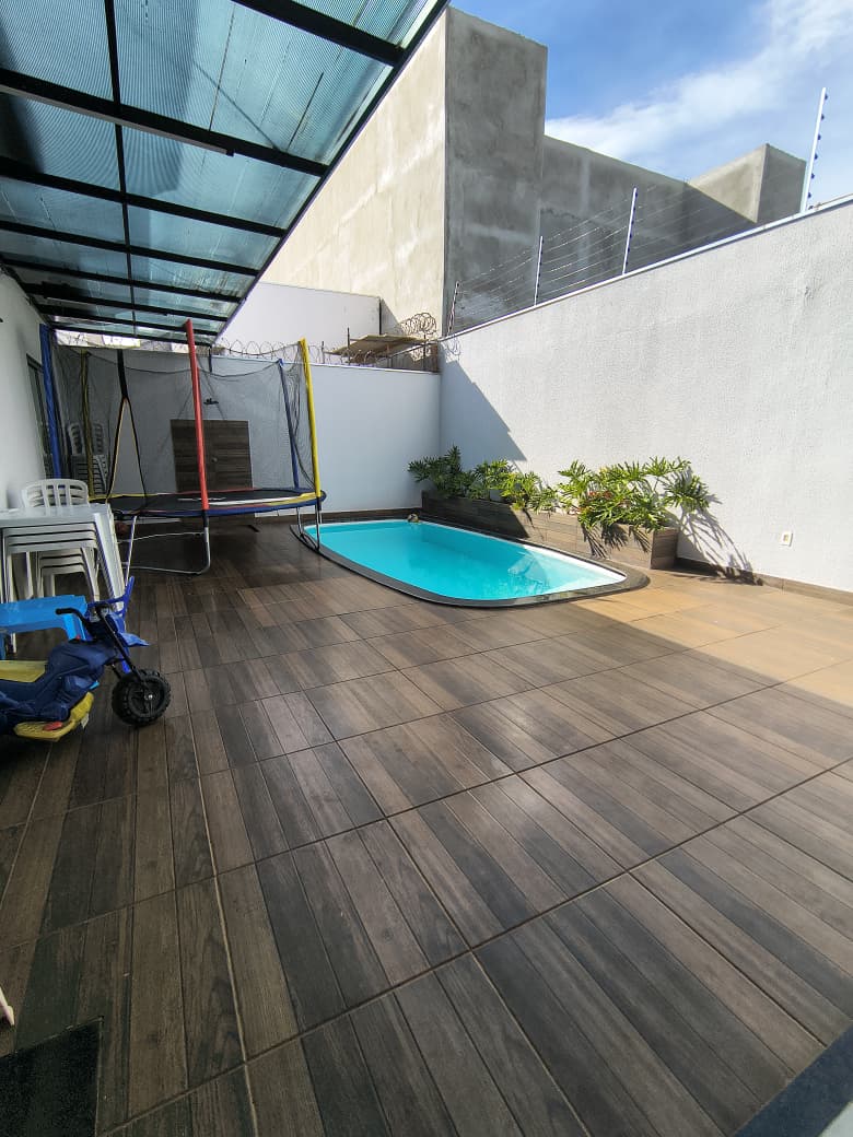 Casa no bairro Jardim Adelinha à Venda