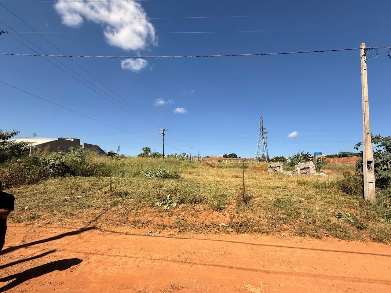 Terreno no bairro Jardim Palestina à Venda