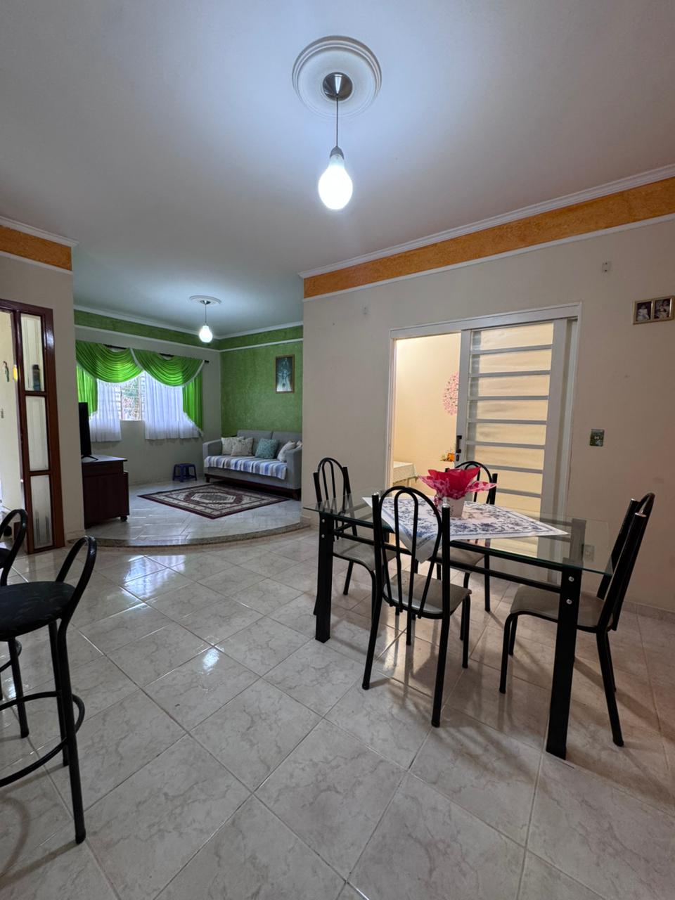 Casa no bairro Villa Real à Venda