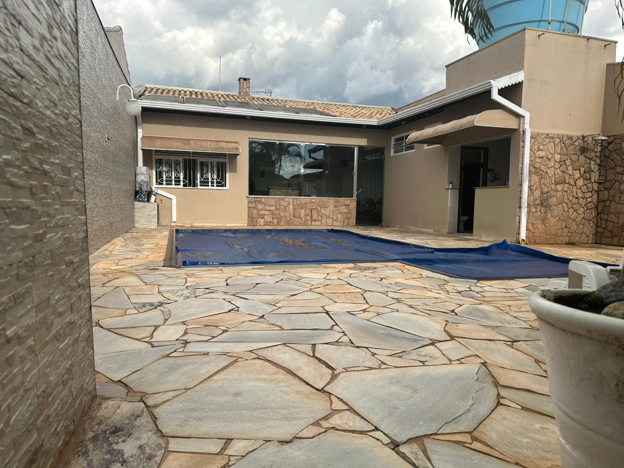 Casa no bairro Jardim Califórnia à Venda