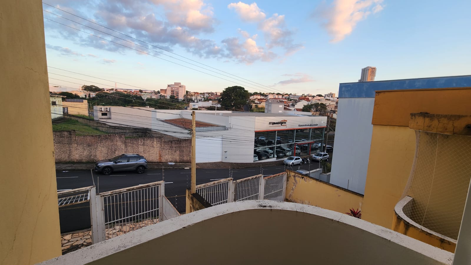 Apartamento no bairro Jardim Veneza à Venda