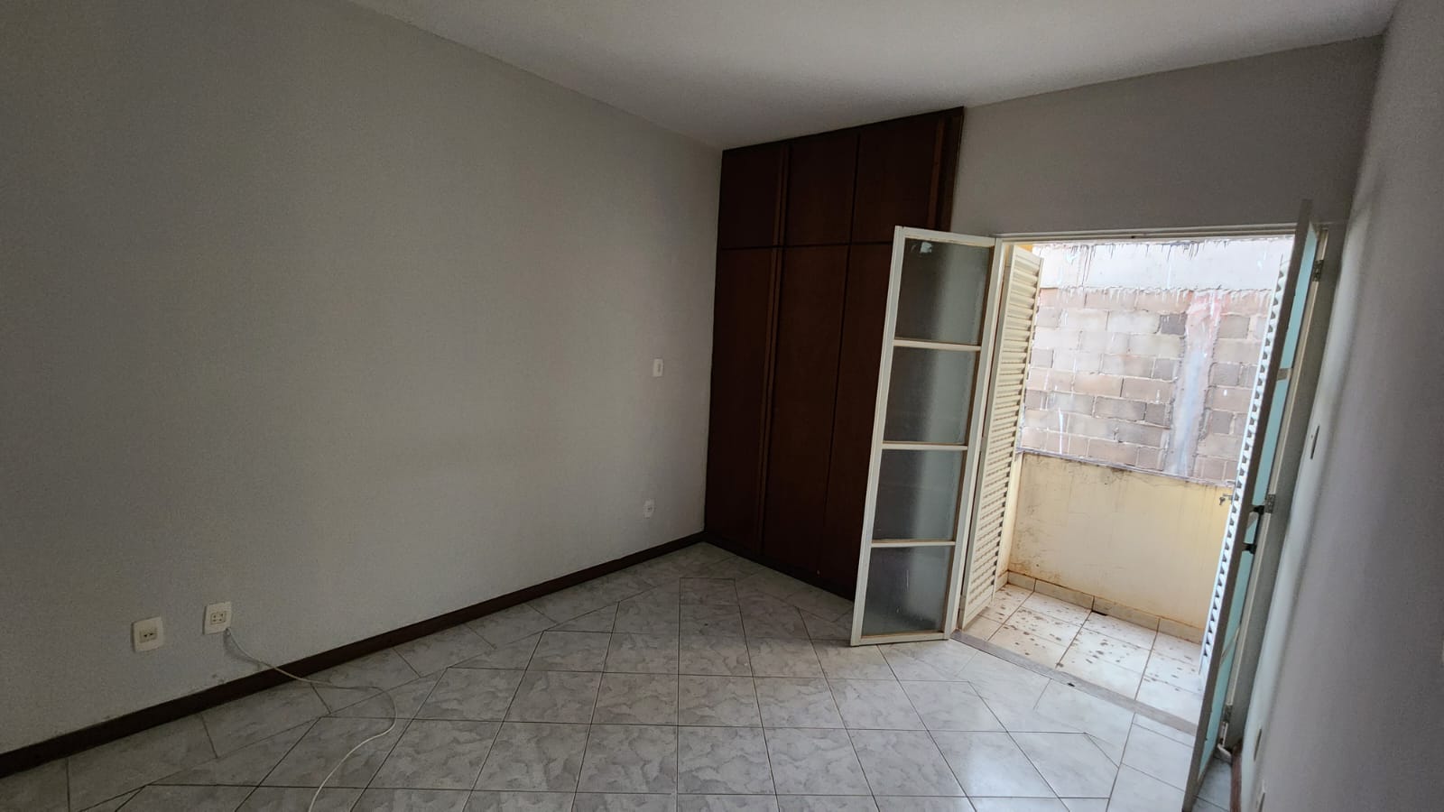 Apartamento no bairro Jardim Veneza à Venda