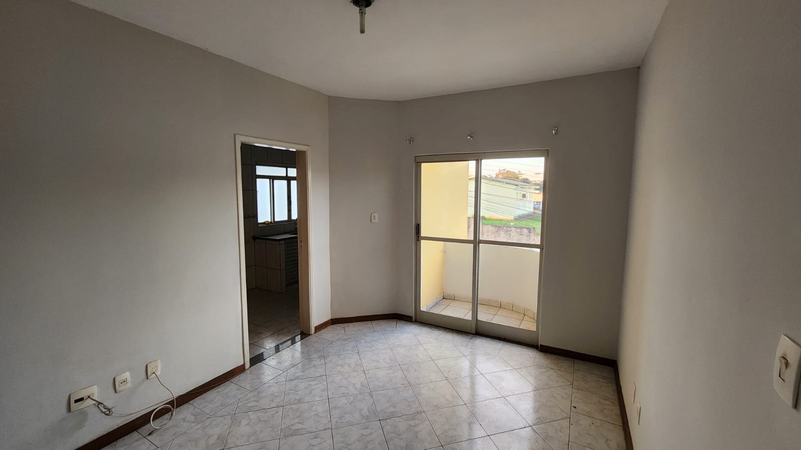 Apartamento no bairro Jardim Veneza à Venda