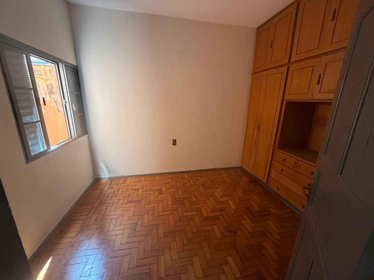 Casa no Centro à Venda