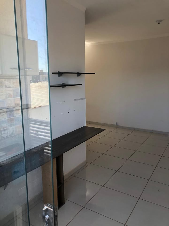Apartamento no bairro Prolongamento Jardim Doutor Antônio Petráglia à Venda