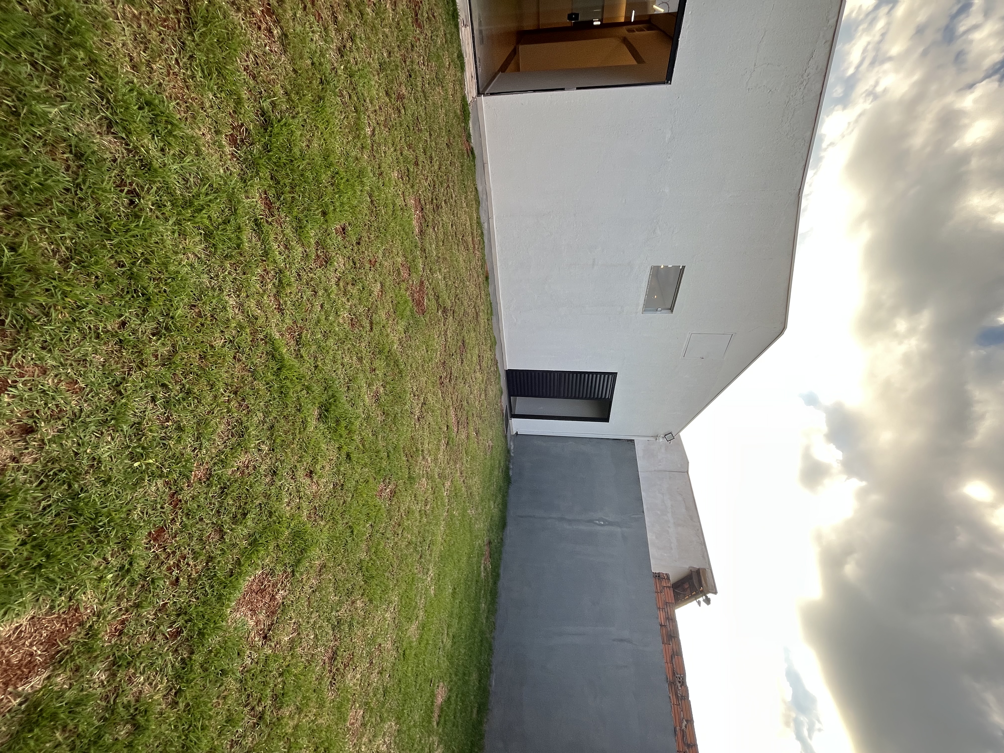 Casa no bairro Residencial São Domingos à Venda