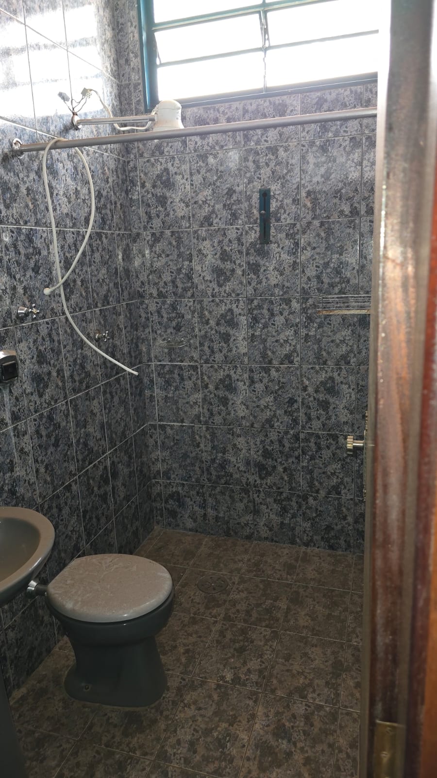 Casa no bairro Jardim Francano à Venda