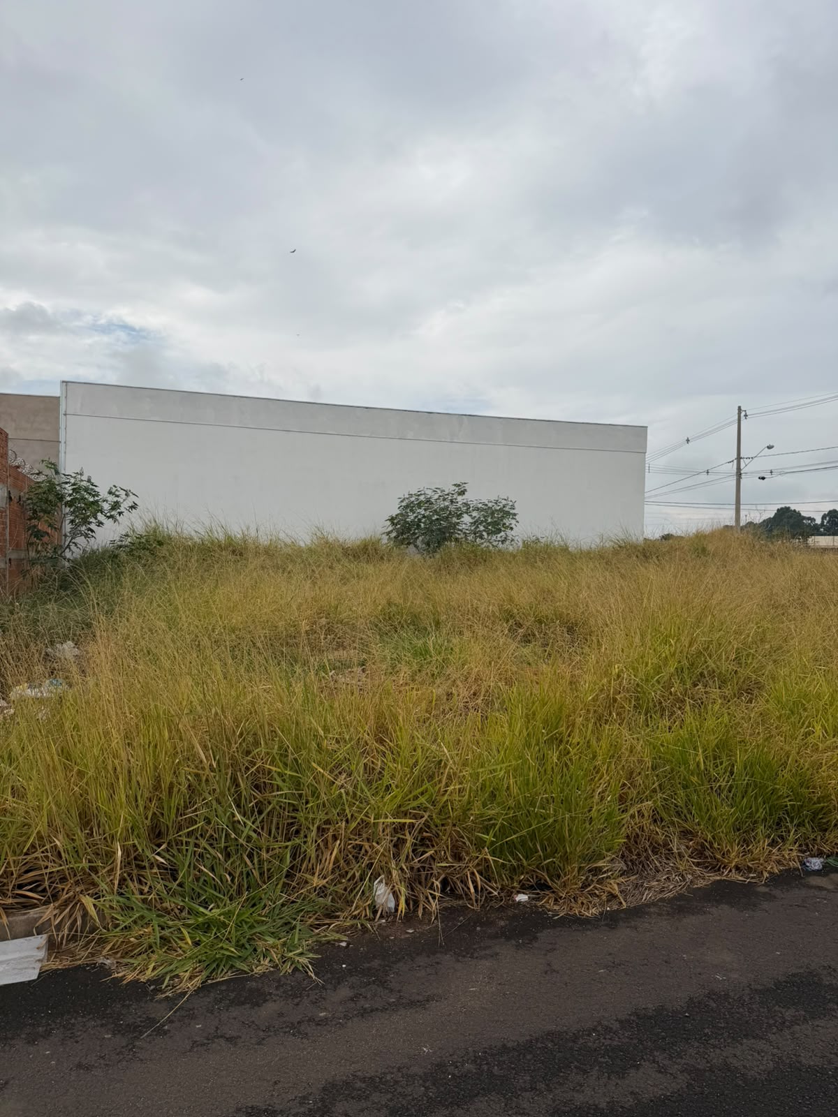 Terreno no bairro Jardim Simões à Venda