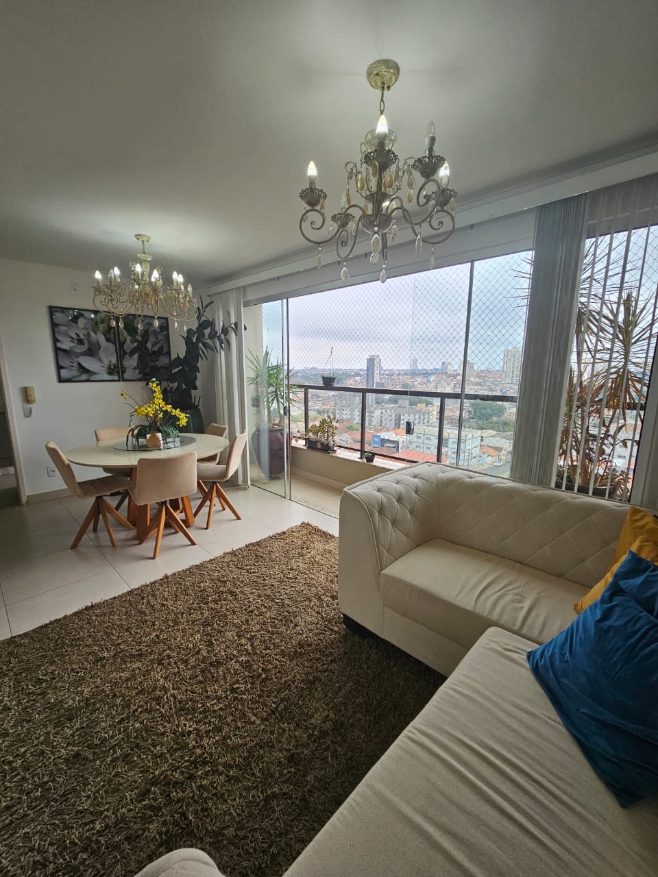 Apartamento no bairro Vila Industrial à Venda