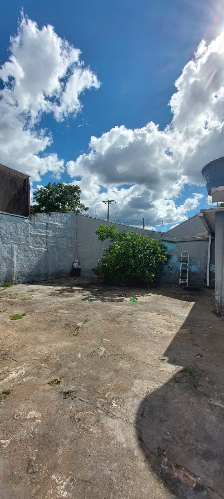 Casa no bairro Parque Vicente Leporace I à Venda