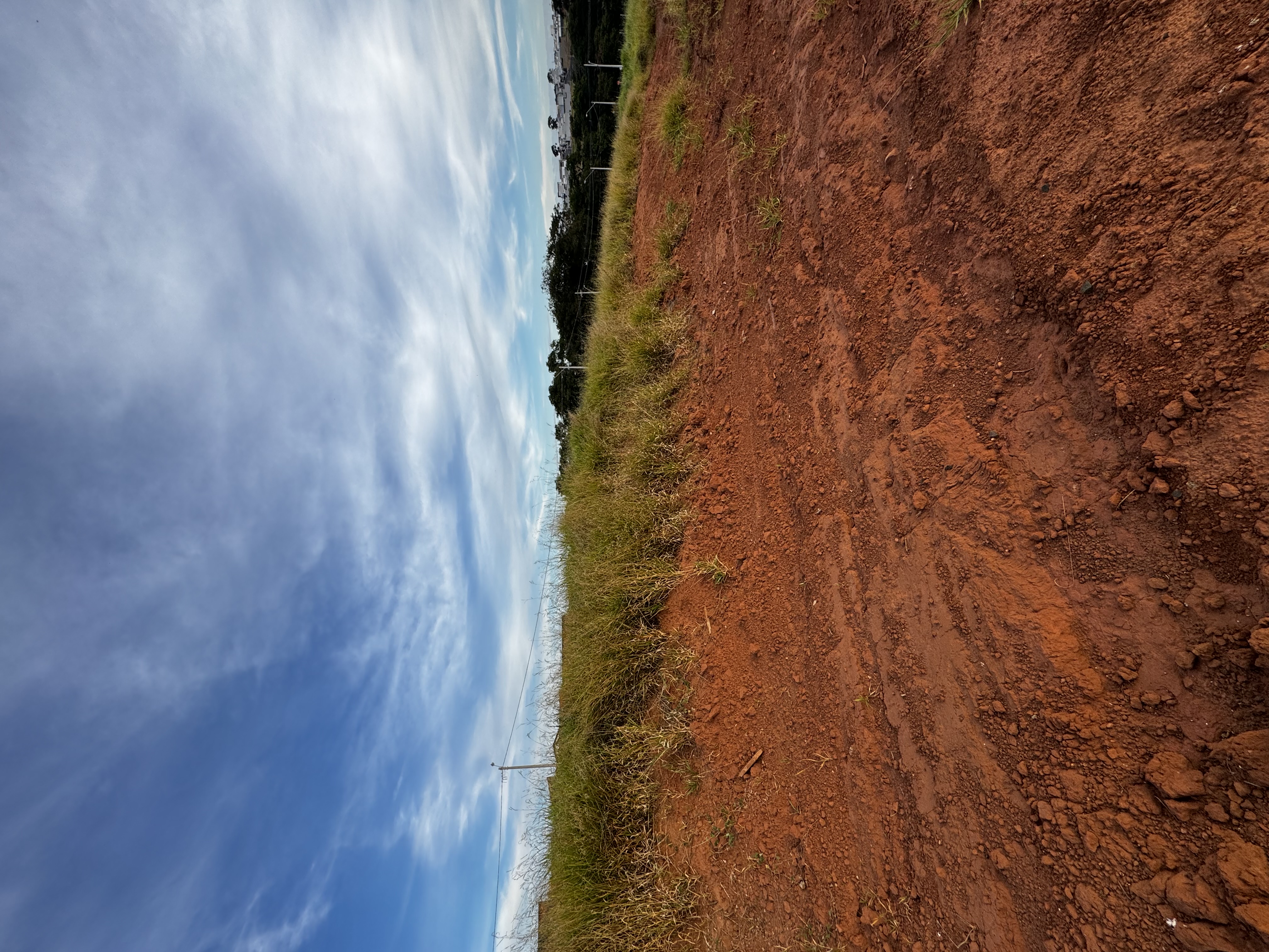 Terreno no bairro Jardim Maria Luiza à Venda