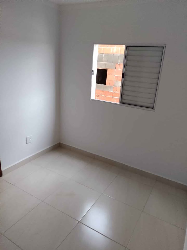 Apartamento no bairro Jardim Adelinha à Venda