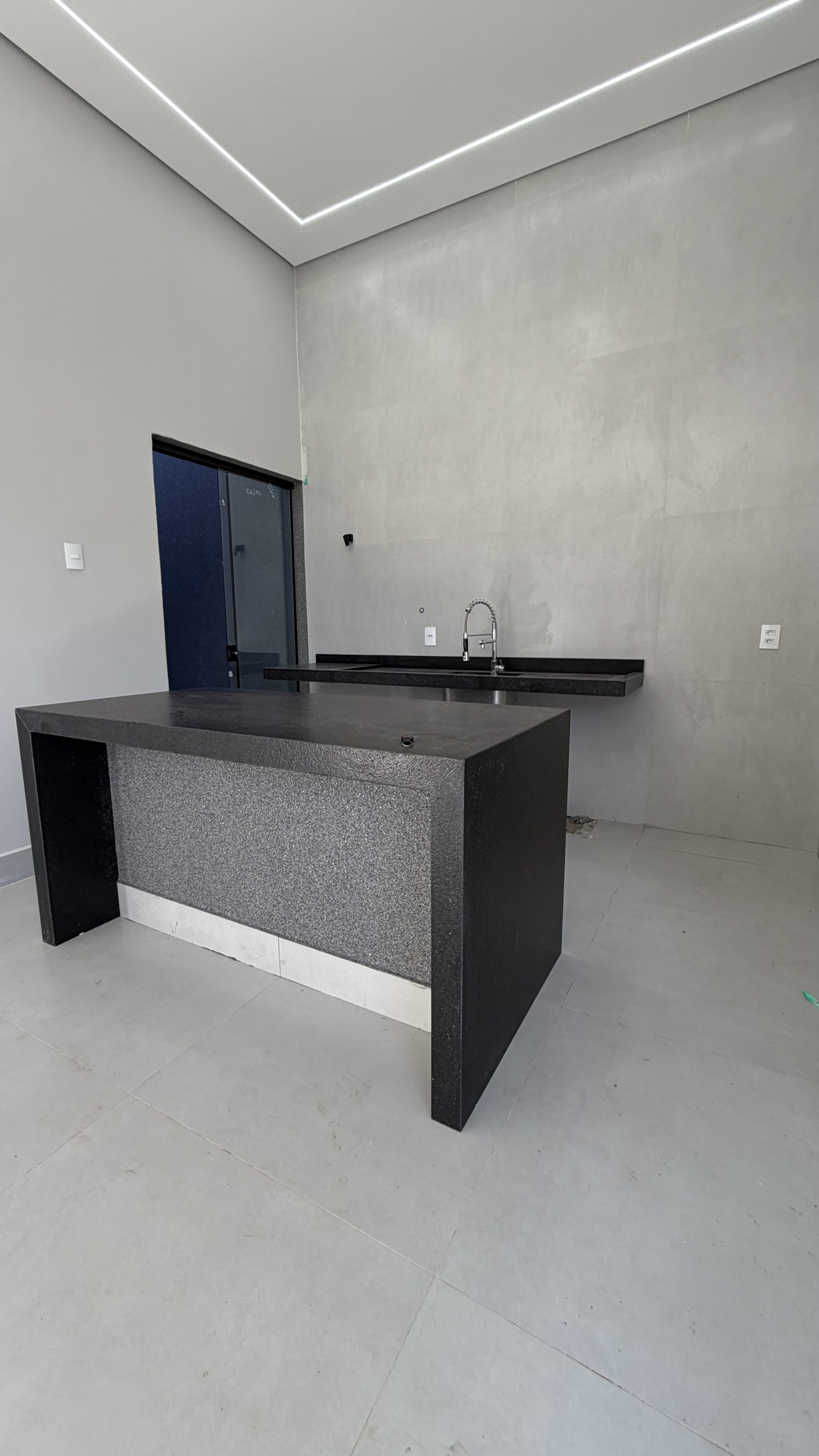 Casa no bairro Parque dos Coqueiros à Venda