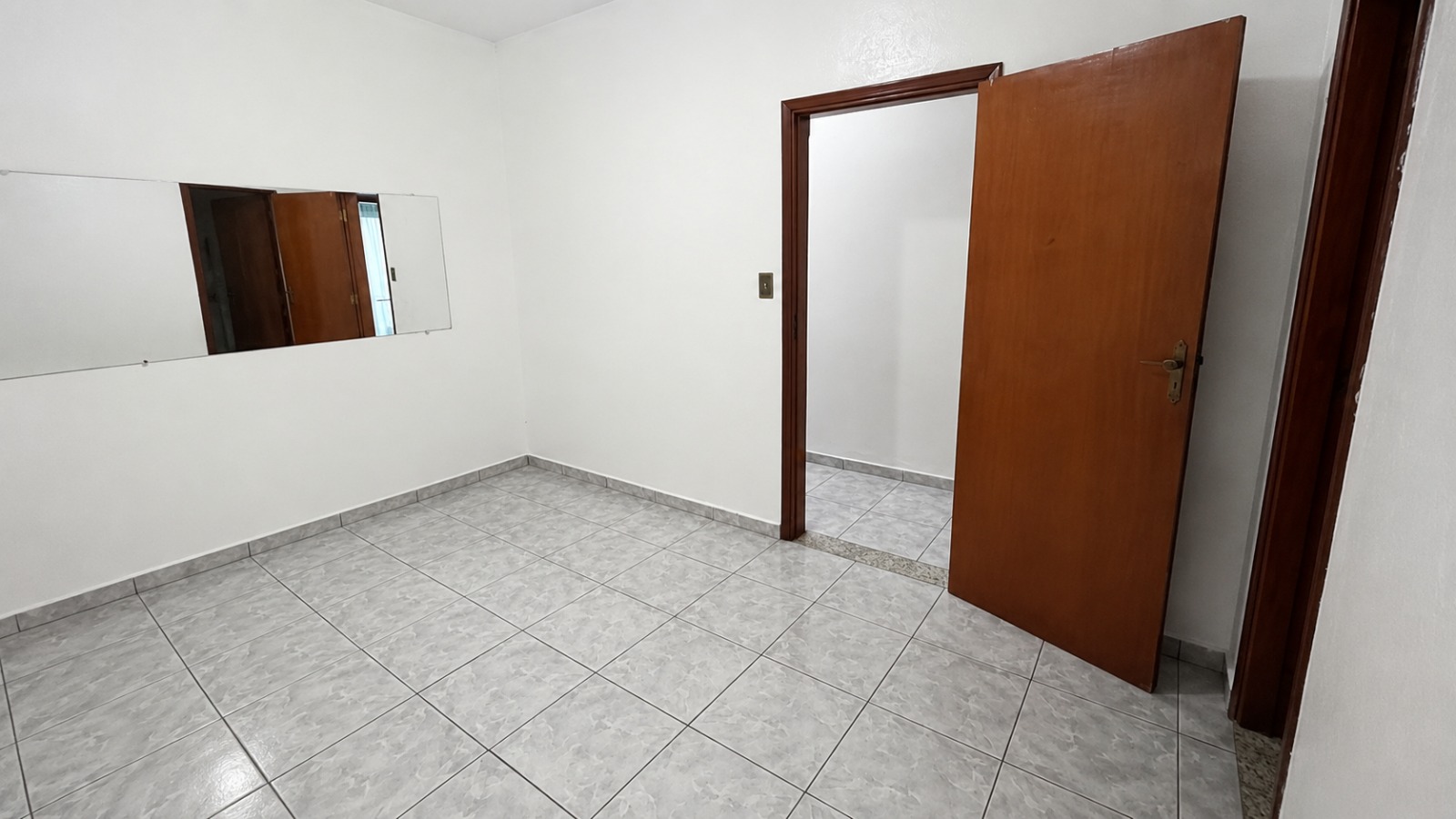 Casa no bairro Jardim Paraty à Venda