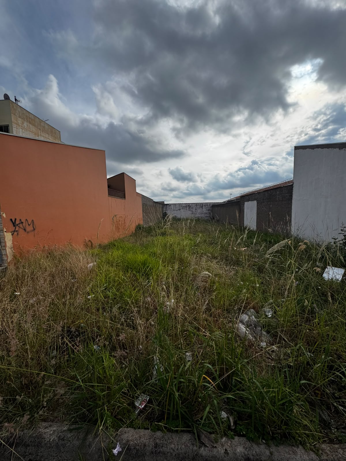 Terreno no bairro Chácaras São Paulo à Venda