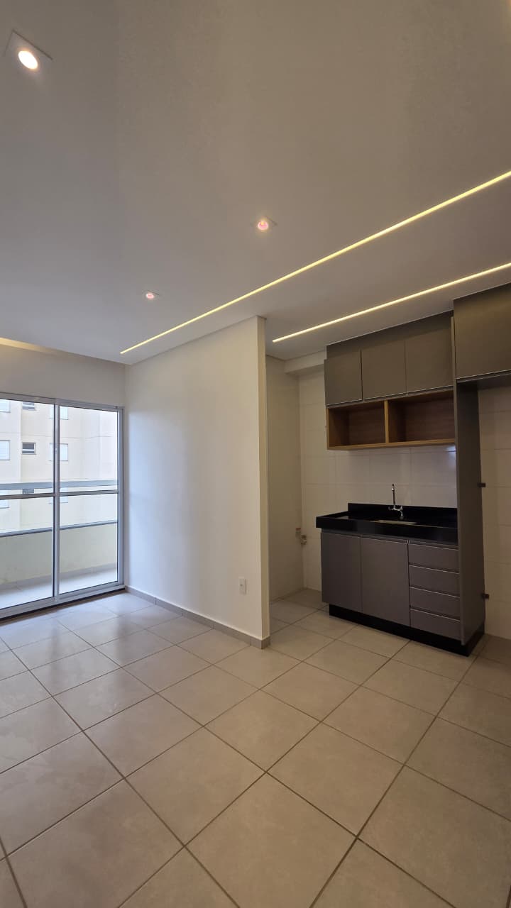 Apartamento no bairro Jardim Noêmia à Venda