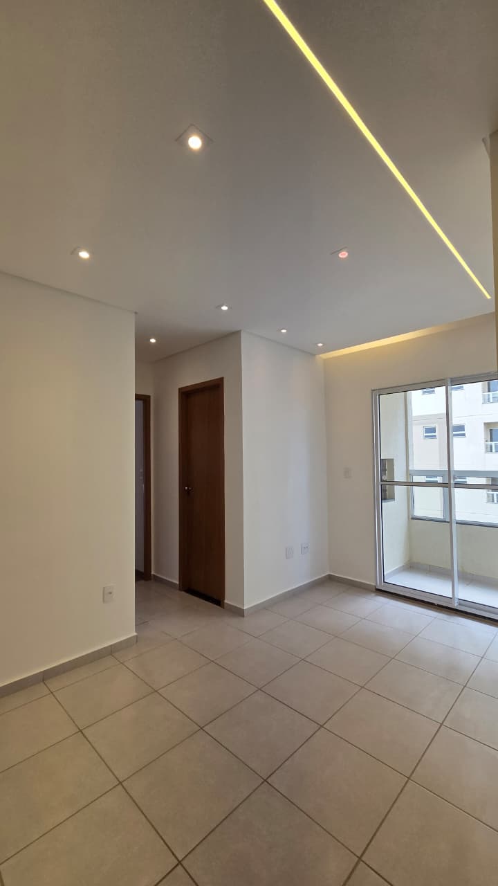 Apartamento no bairro Jardim Noêmia à Venda